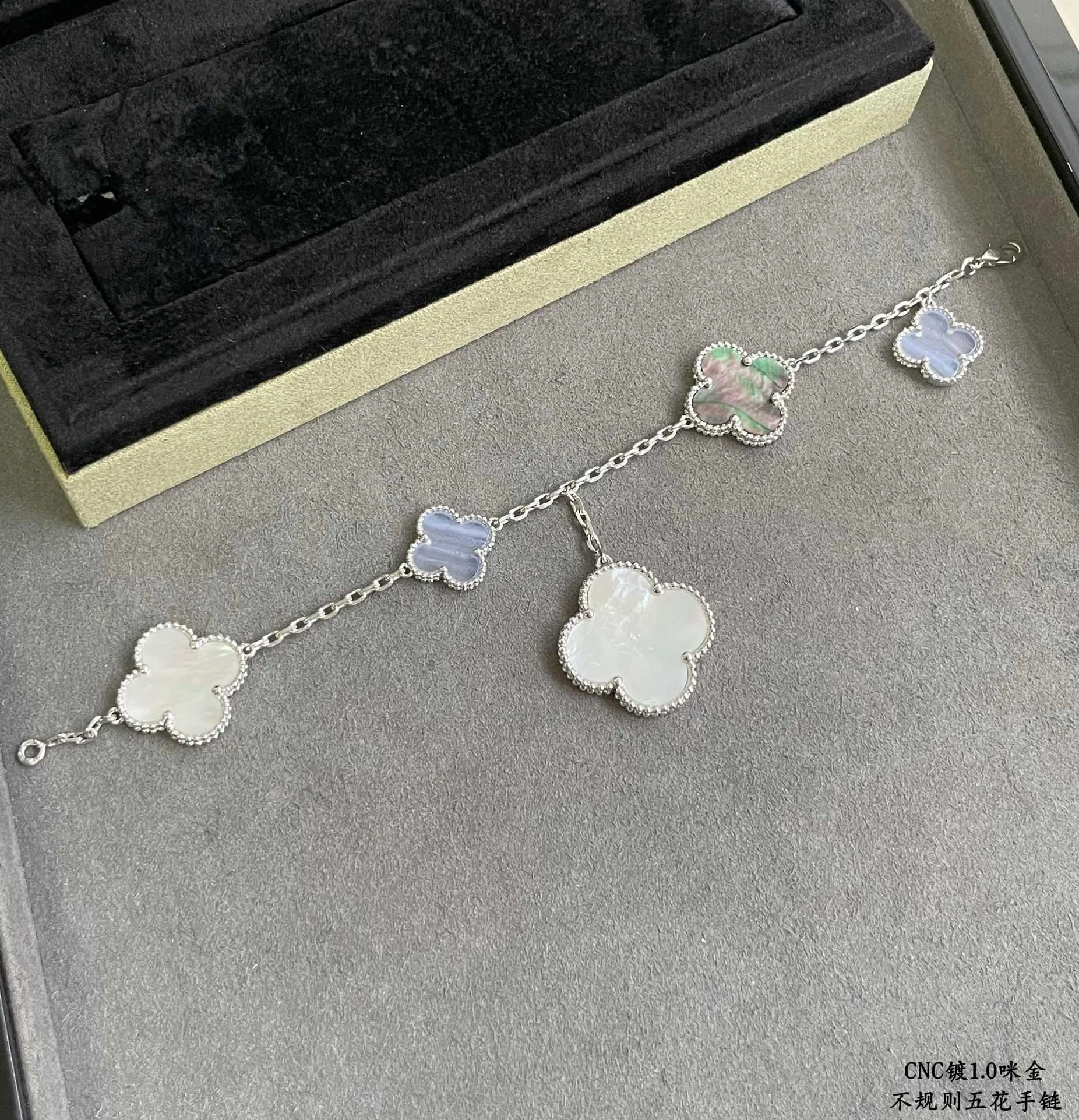 Sparkle jewelry-- 1rp58s bracelet gold item : E-S092J3007H