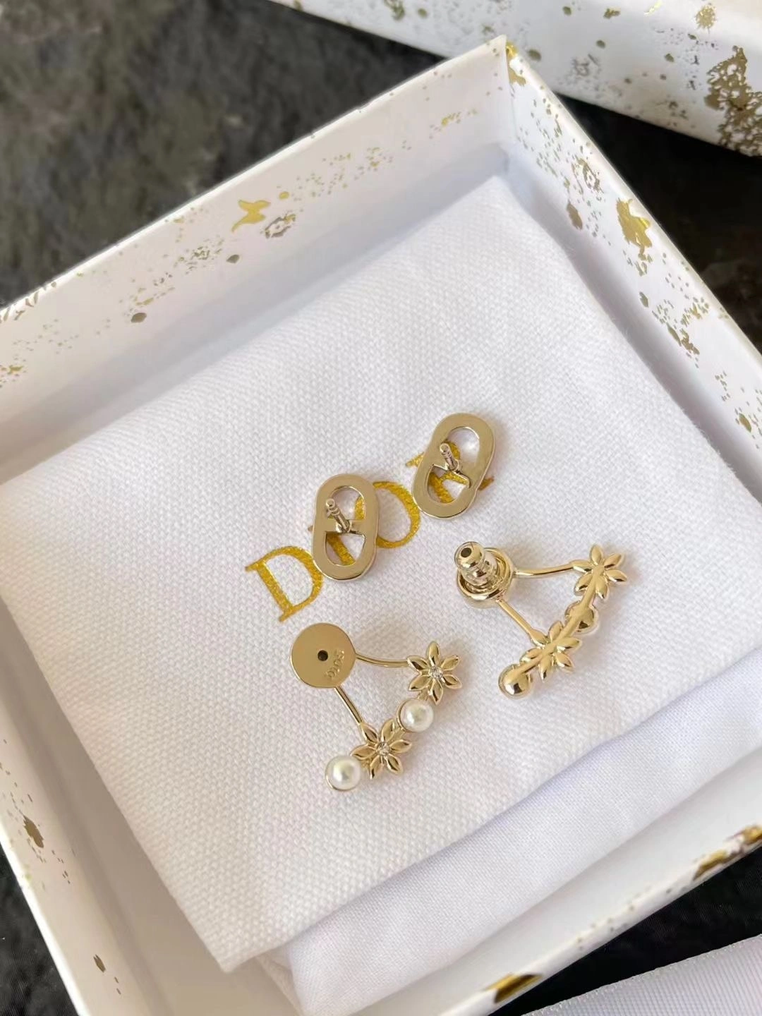 Sparkle jewelry-- 4ior Petit CD Daisy earrings item:E-S392L1367H