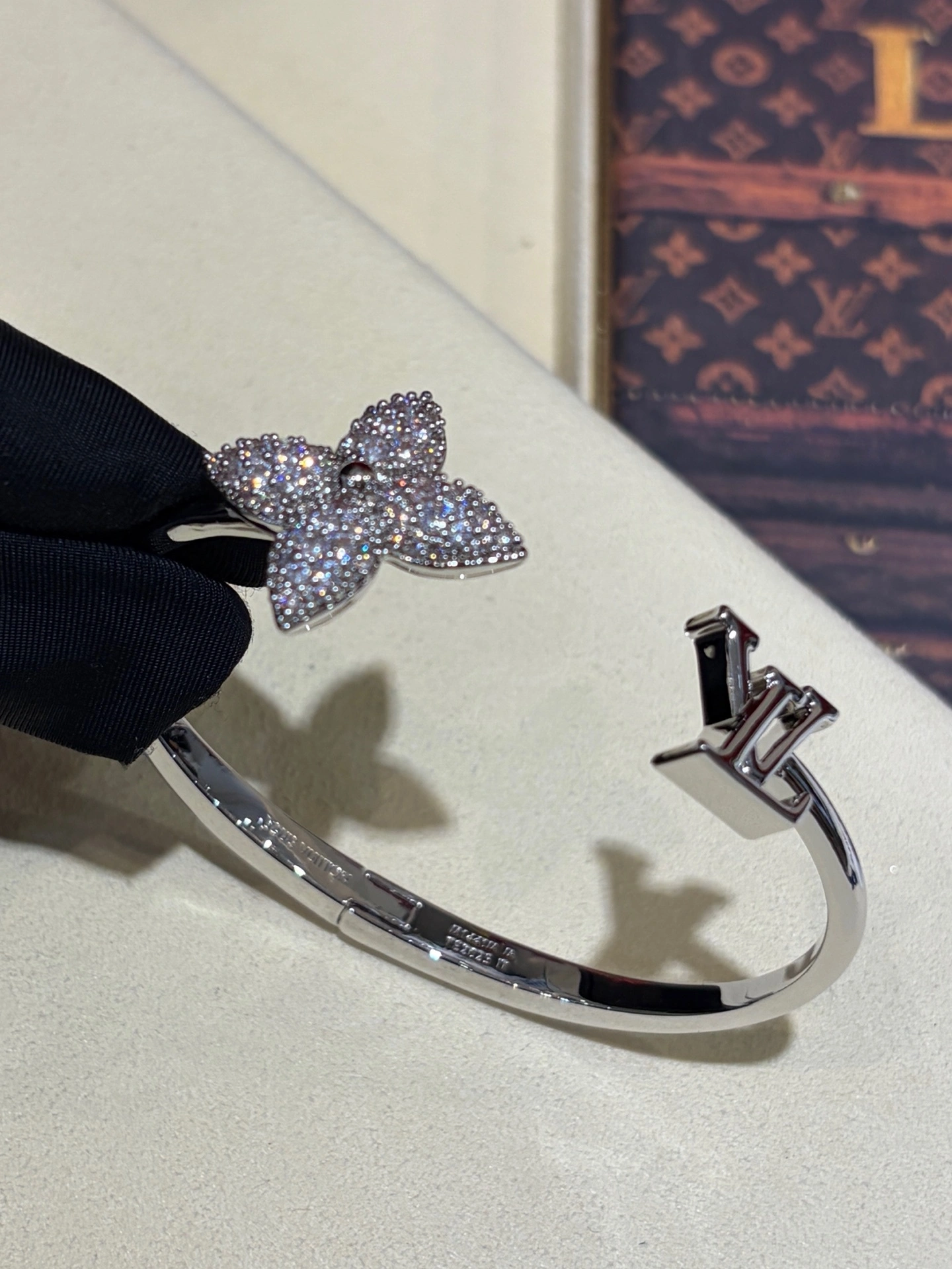 Sparkle jewelry-- 8V 25ss bracelet item:E-S392L1395H