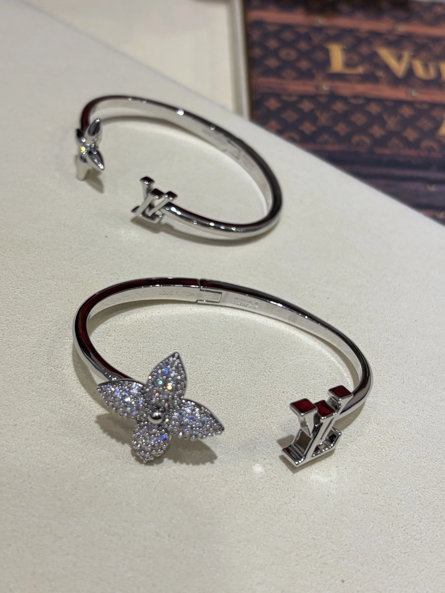 Sparkle jewelry-- 8V 25ss bracelet item:E-S392L1395H