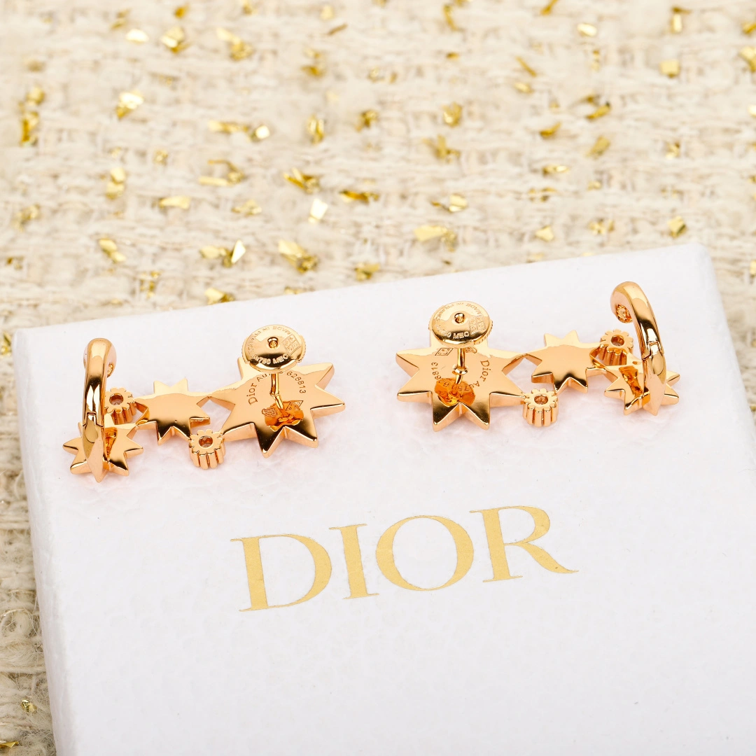 Sparkle jewelry--4ior Gold item：E-S000G1107