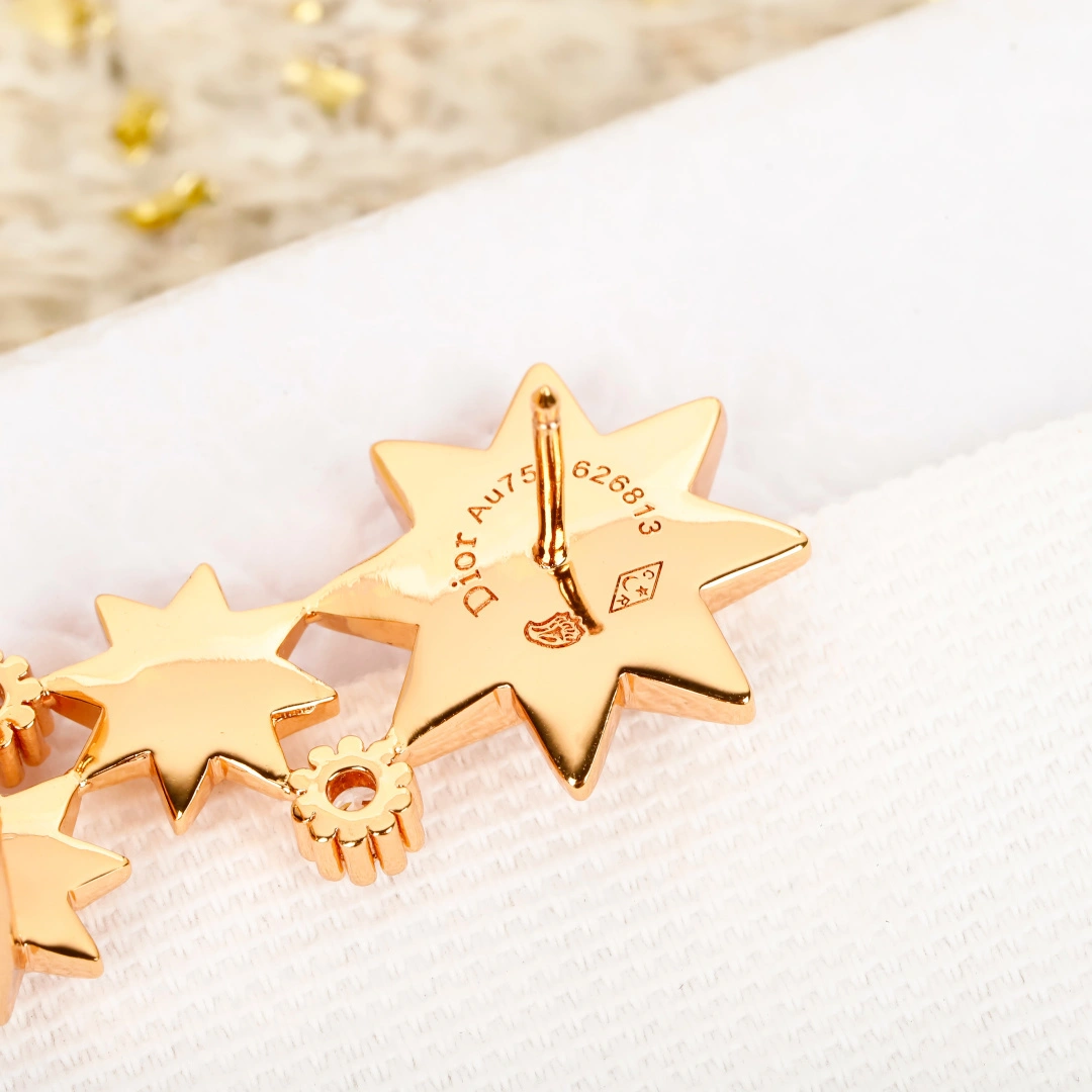 Sparkle jewelry--4ior Gold item：E-S000G1107