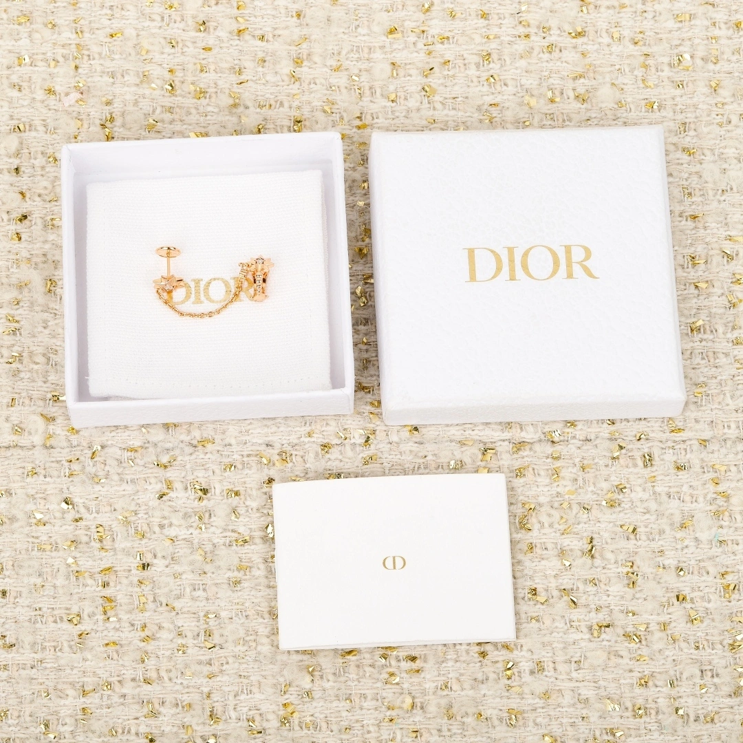 Sparkle jewelry--4ior silver item：E-S000G1108