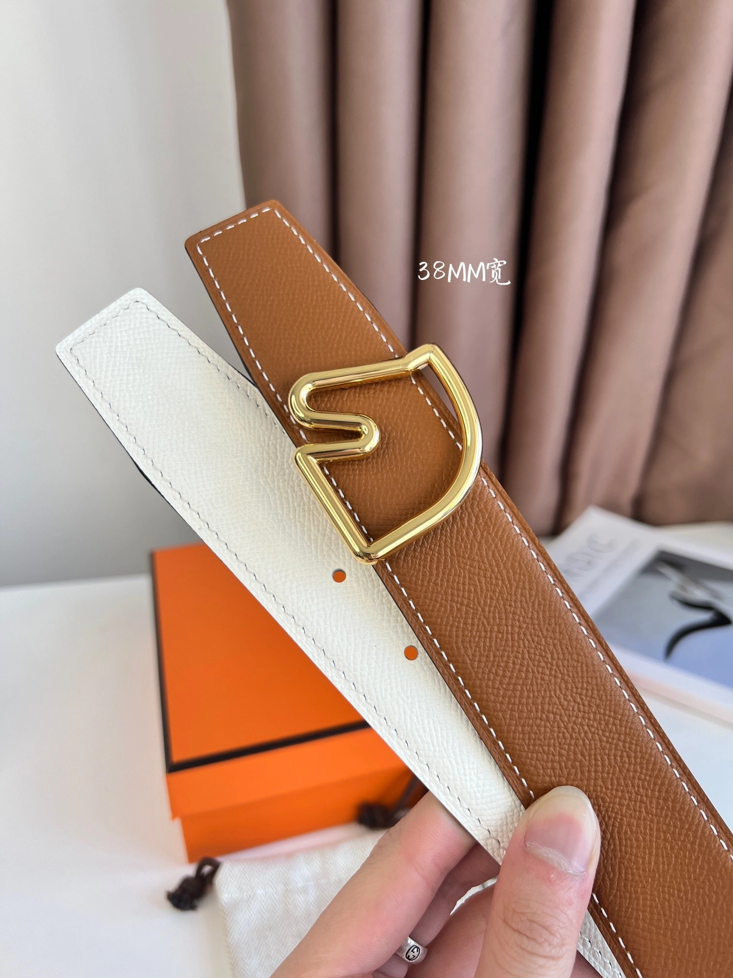 &Barbara-- TETE DE CHEVAL BELT BUCKLE & REVERSIBLE LEATHER STRAP 38MM epsom item:C-S333B25135