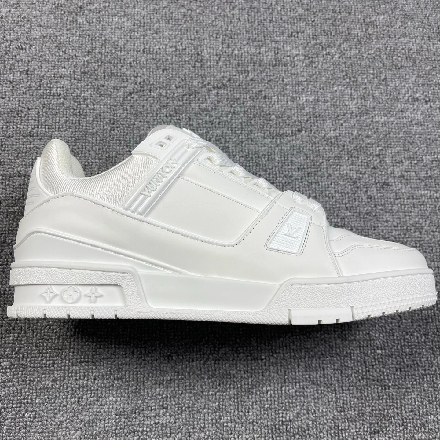 TH-- 8V 1A9G4Z Trainer item:ET-X234L0138B