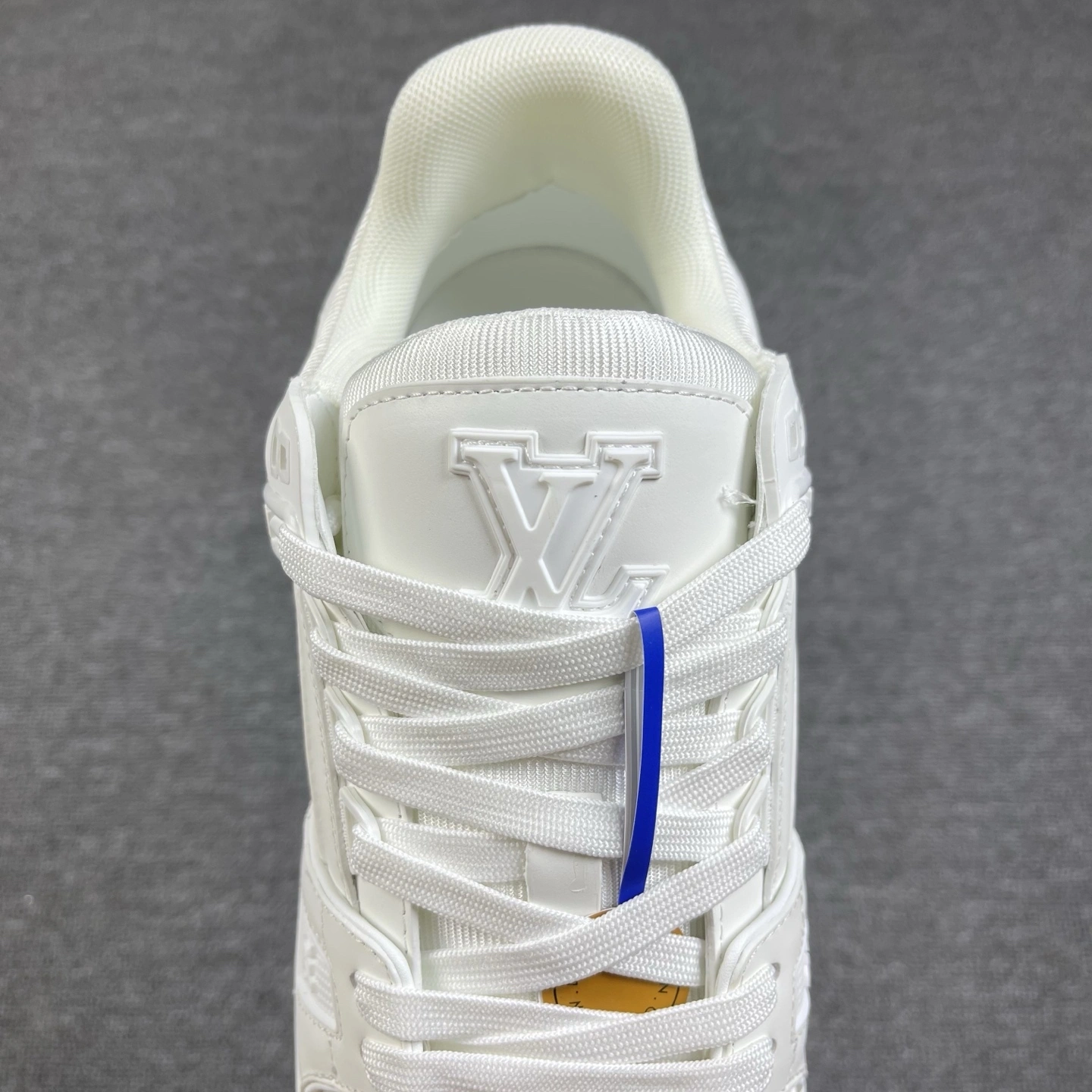 TH-- 8V 1A9G4Z Trainer item:ET-X234L0138B