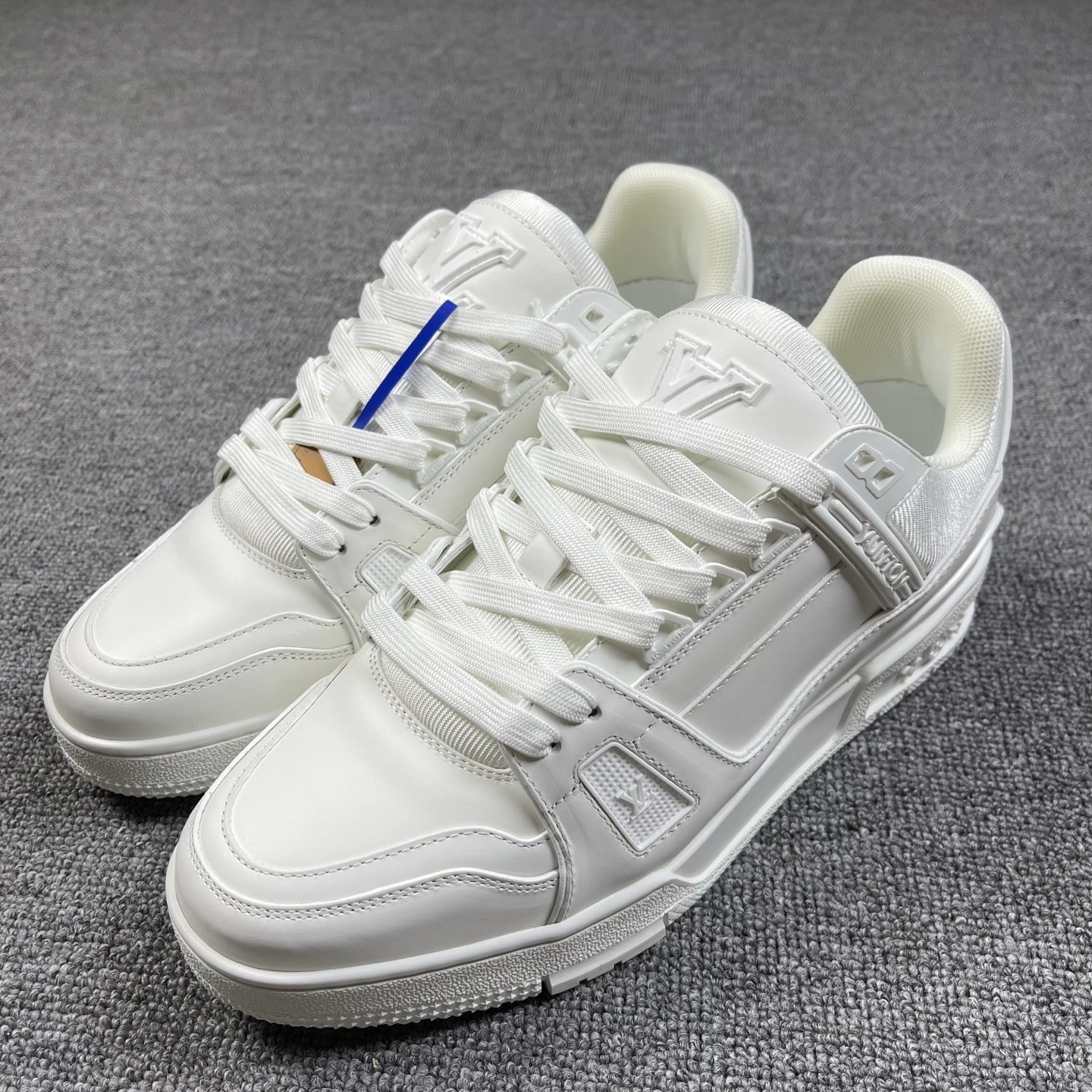 TH-- 8V 1A9G4Z Trainer item:ET-X234L0138B