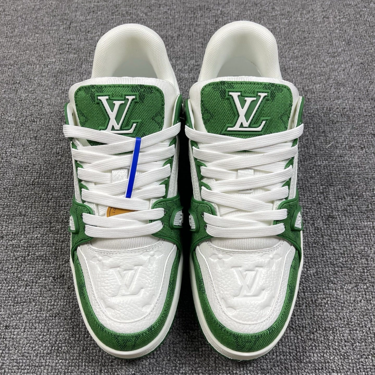 TH-- 8V 1A9JI1 Trainer item:ET-X234L0122B