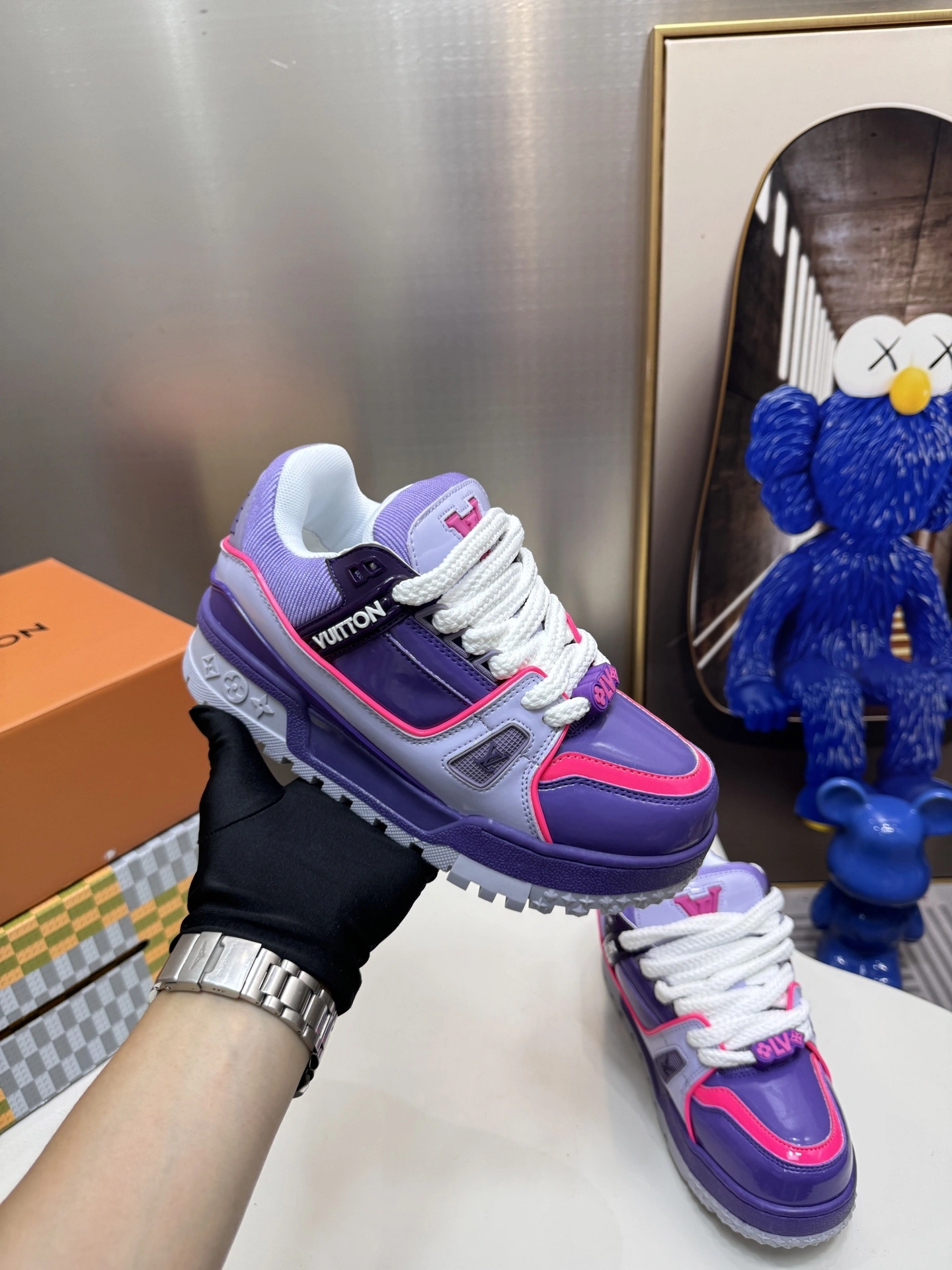 TH-- 8V 1ACF72 Trainer item:ET-X234L0131B