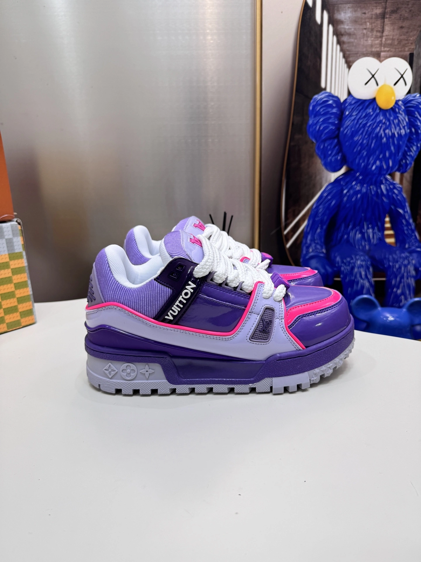 TH-- 8V 1ACF72 Trainer item:ET-X234L0131B