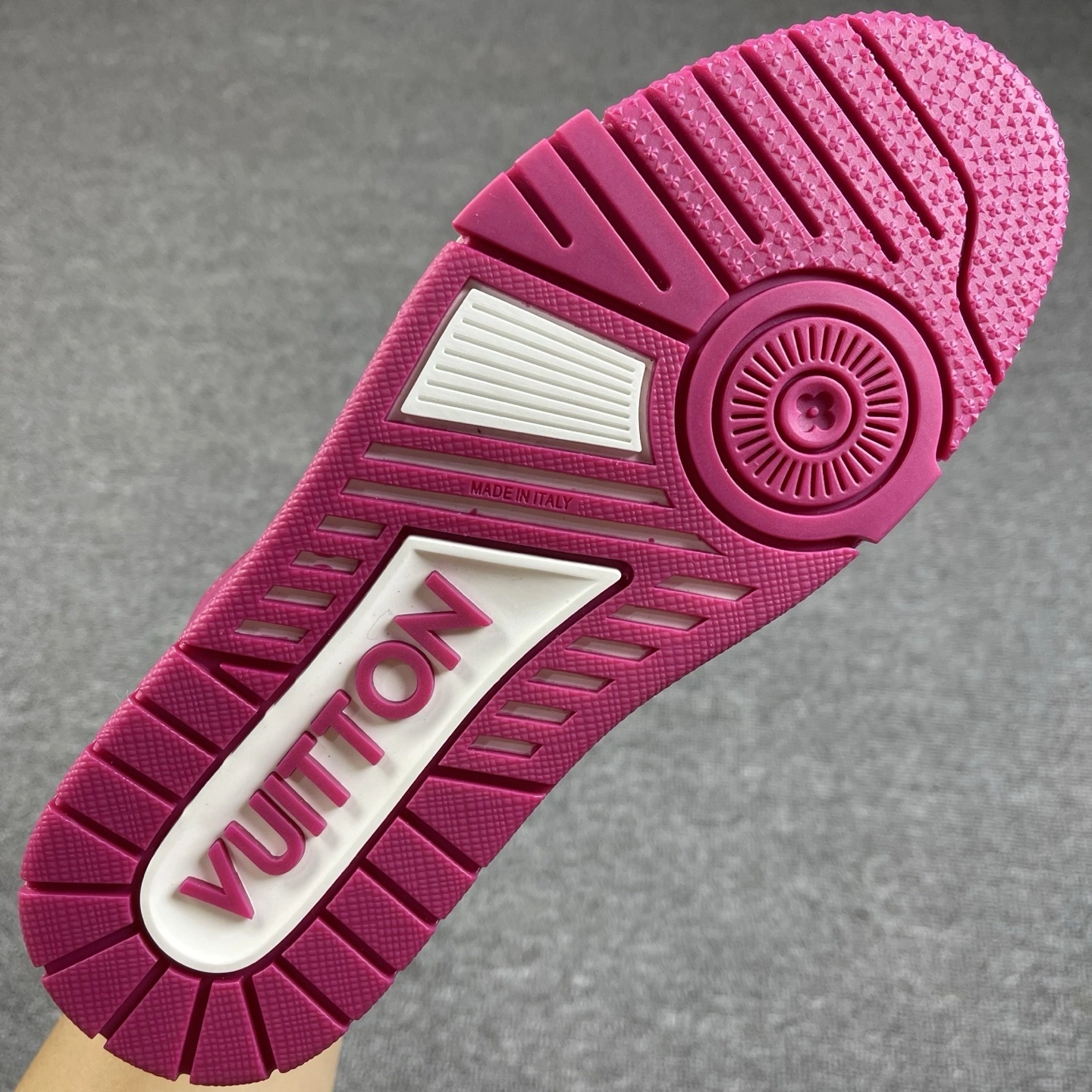 TH--8V 1AA6WI 1ABOEY Trainer item:ET-X234L0136B