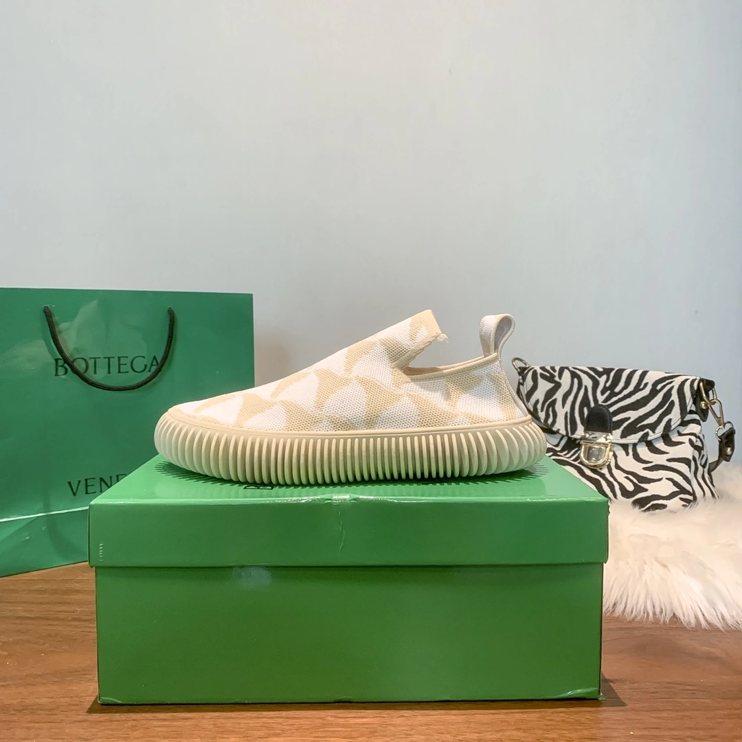 TH--V595t1 690045V1NW02629 item:ET-X234K0334