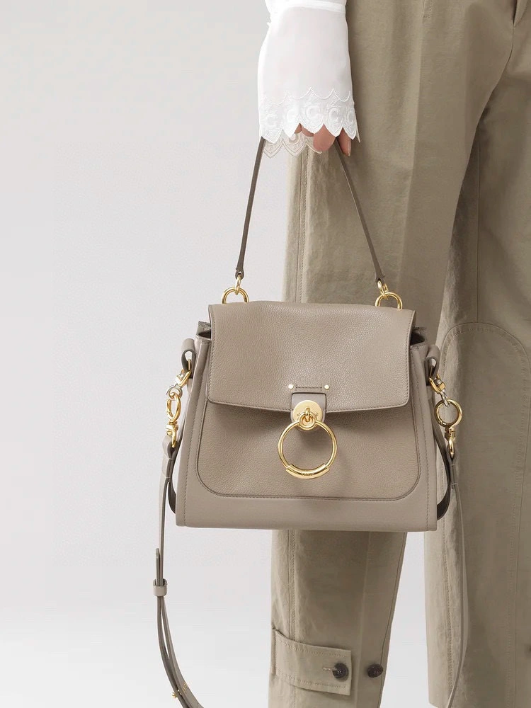 Tess Day item:B-B088B1127