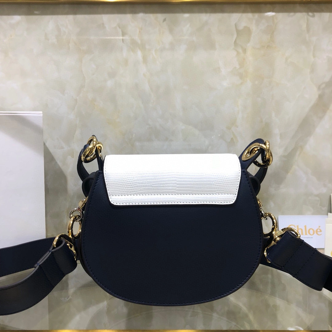 “Tess” item:B-B083B1126