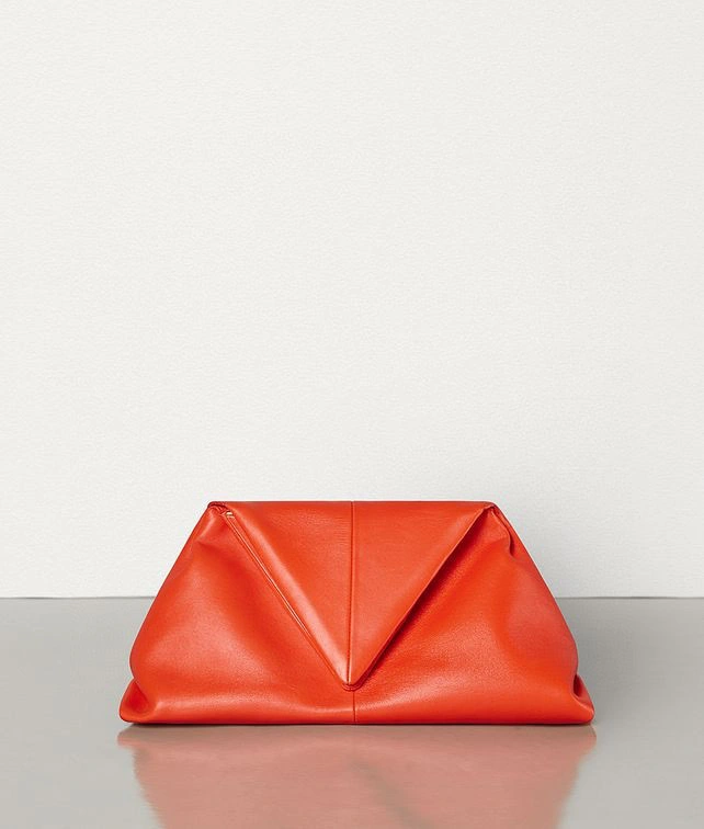 The Pouch 622712VCP307642 , counters quality item: 086I202B1314I1479