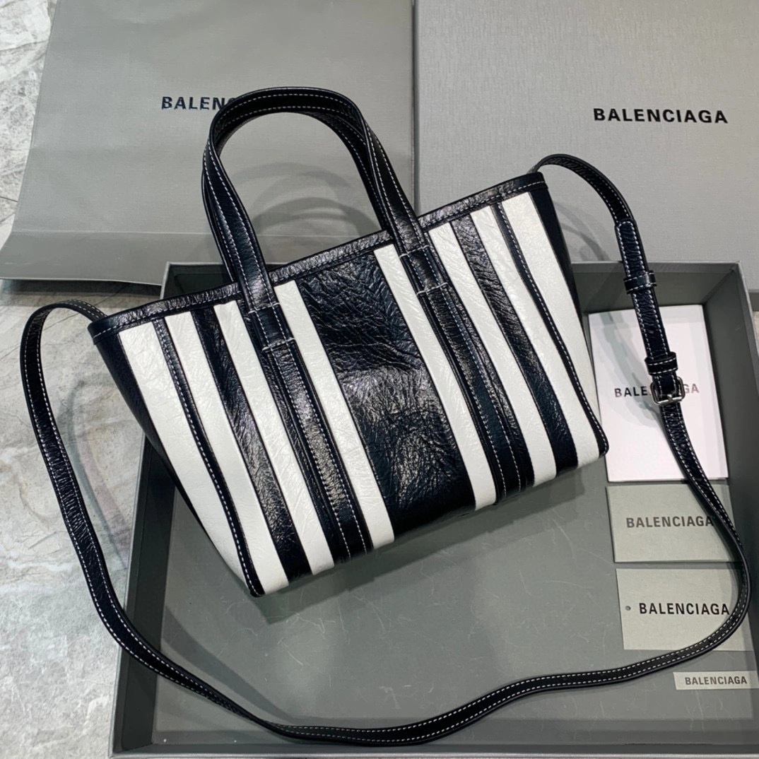 Tote item:B-B202A2314