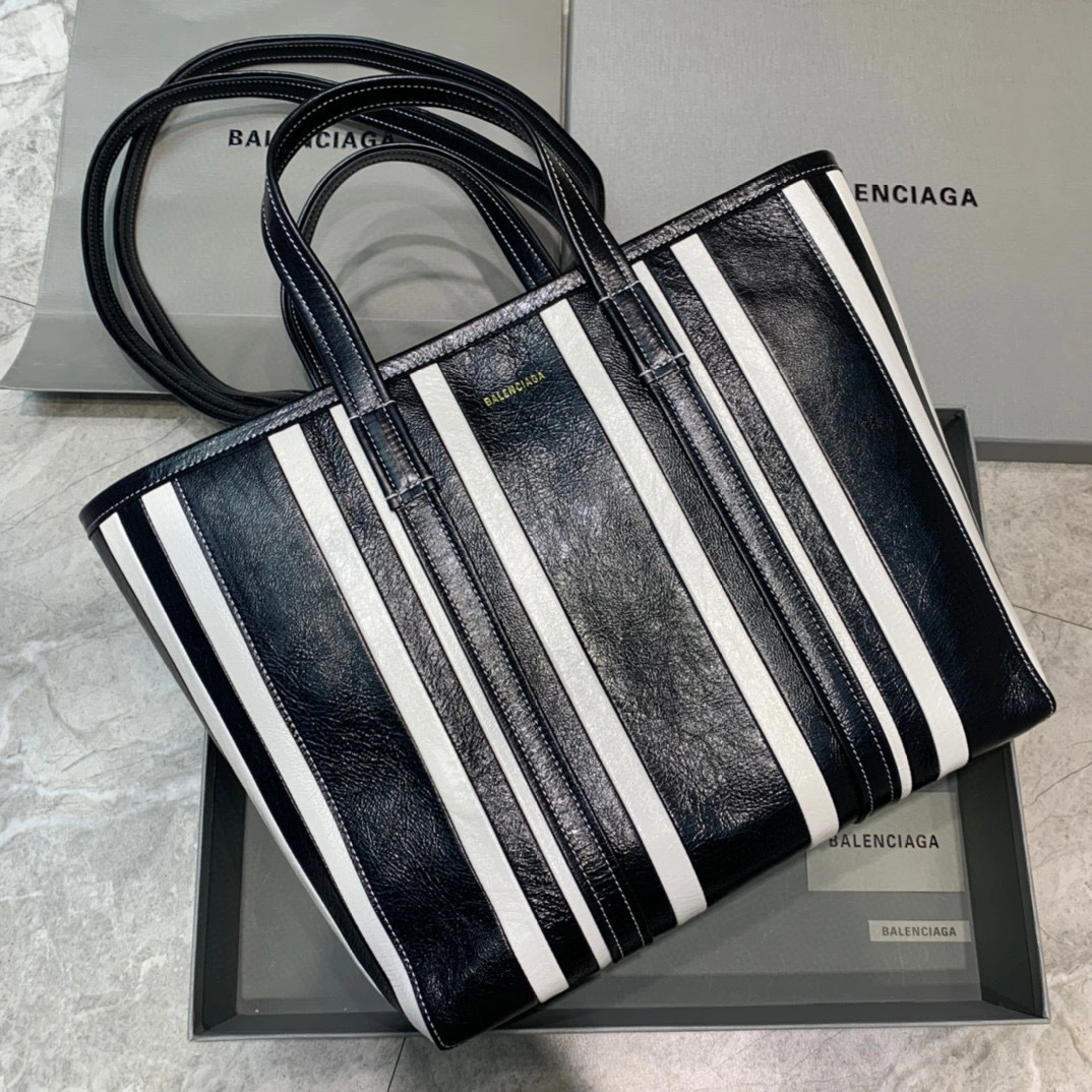 Tote item:B-B202A2315