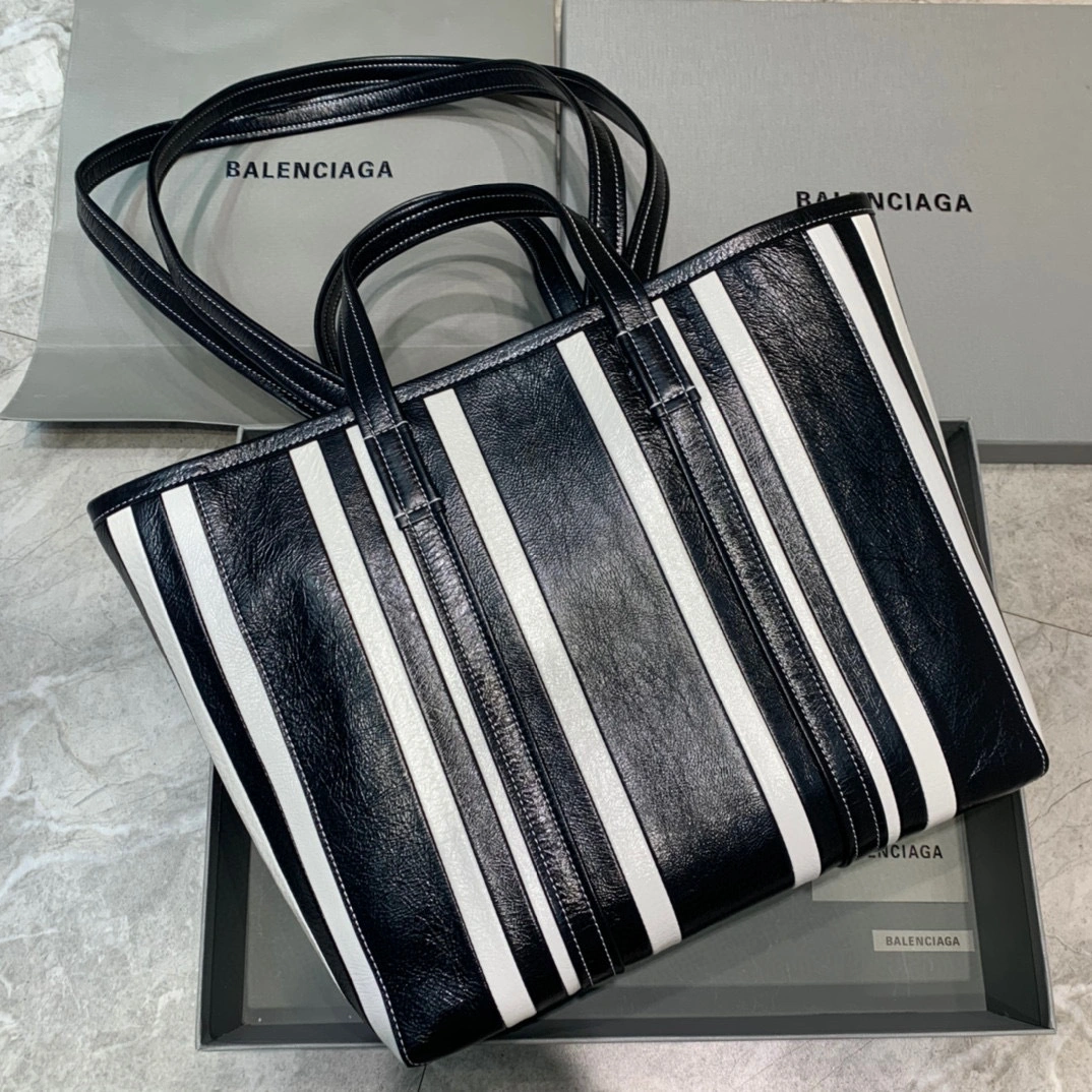Tote item:B-B202A2315