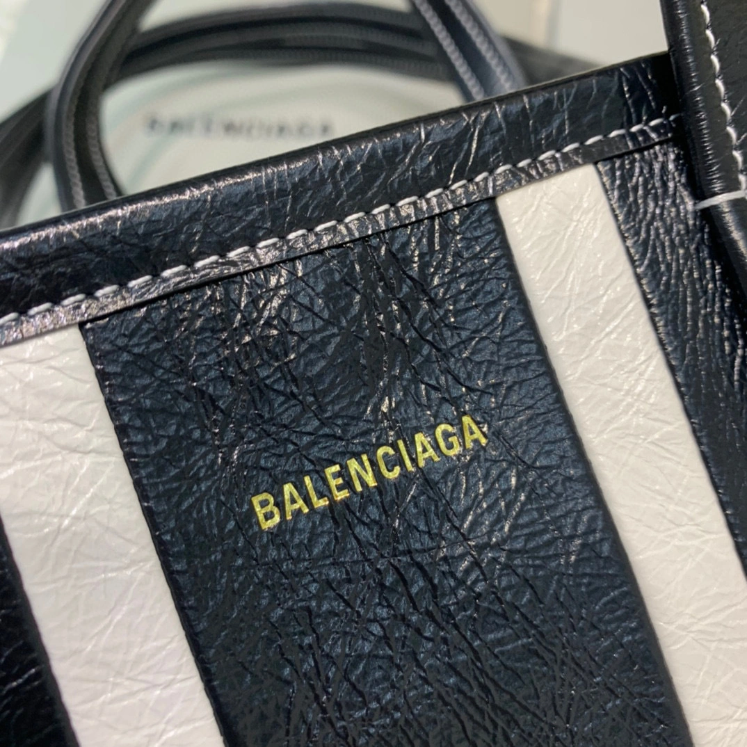 Tote item:B-B202A2315