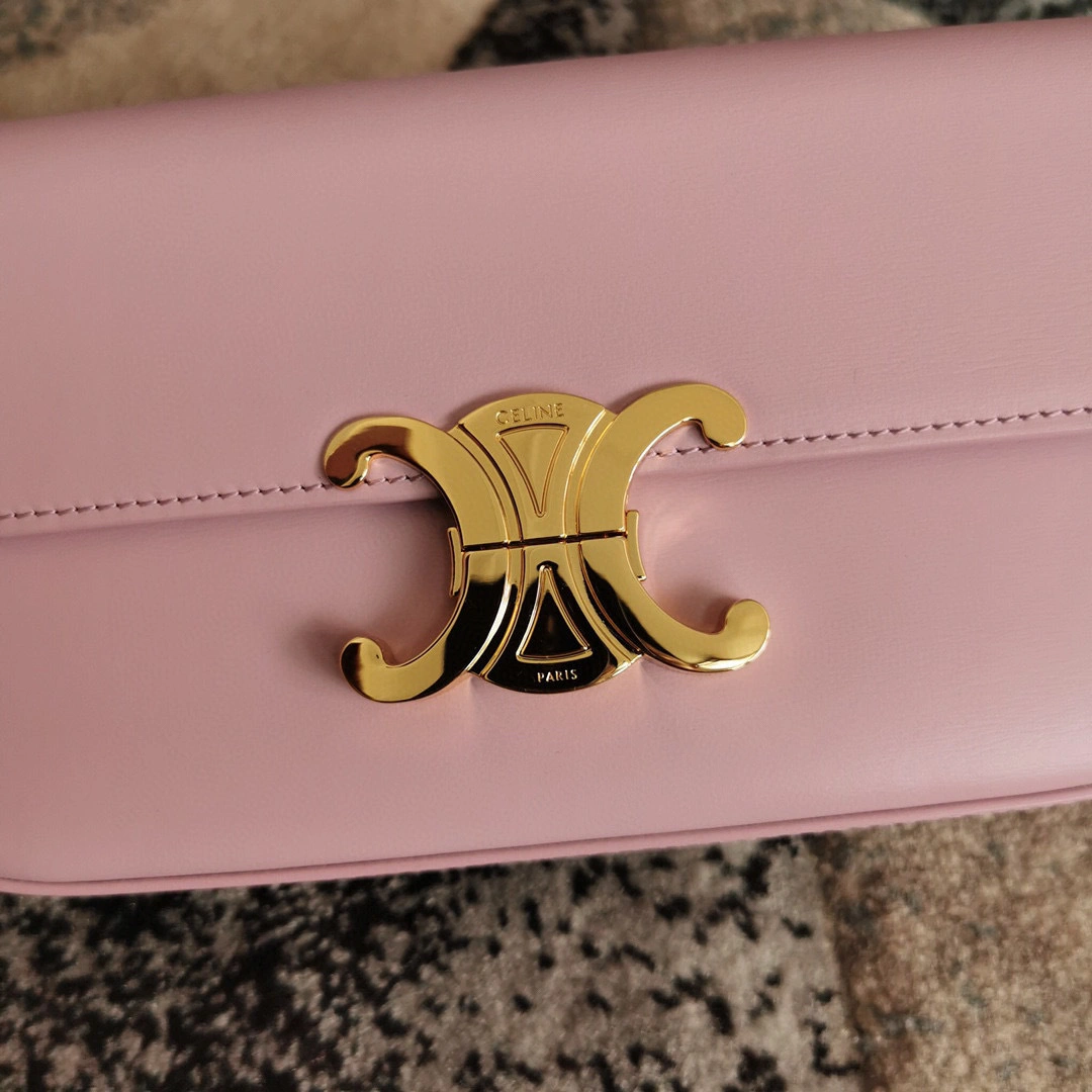 Triomphe item:B-B078B1305