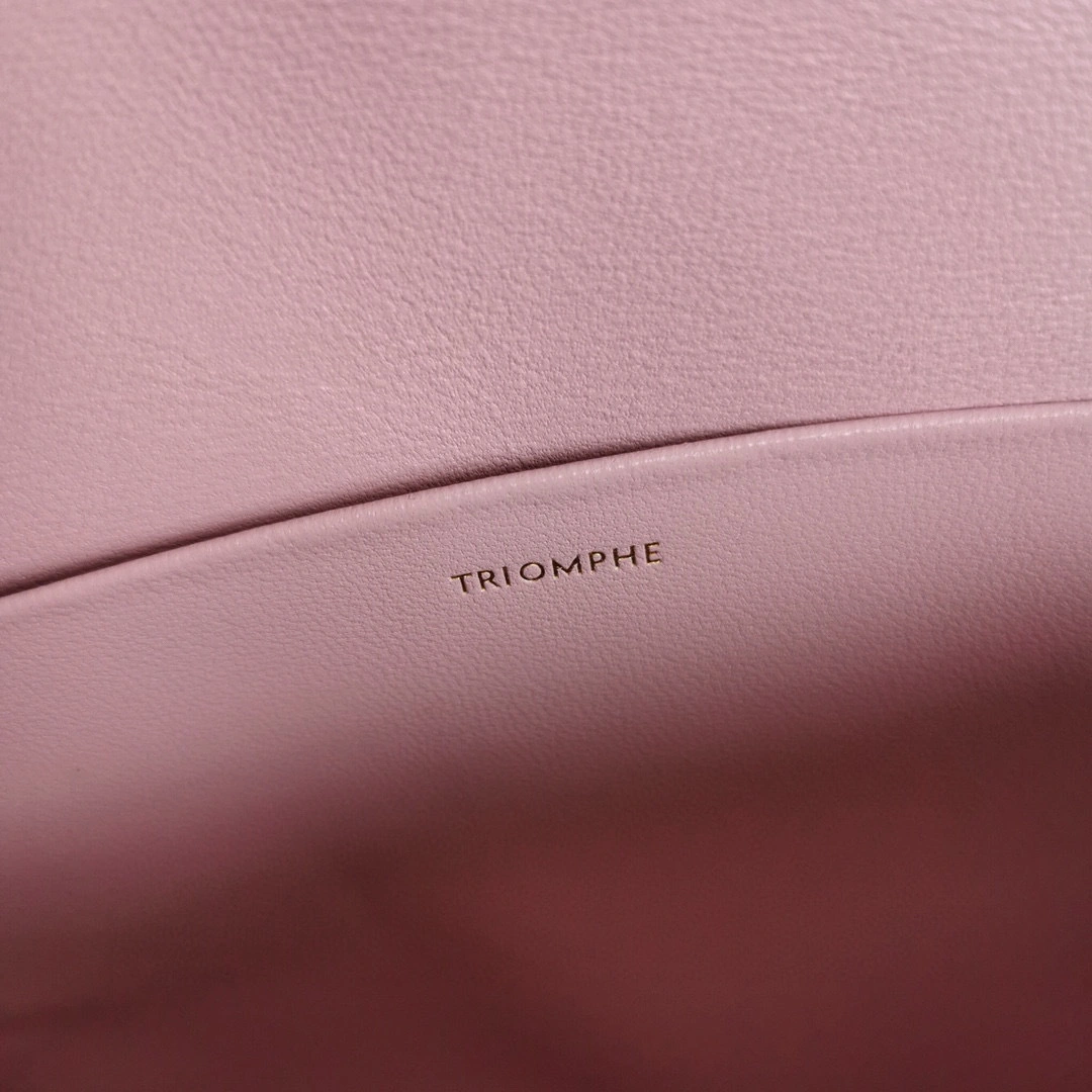 Triomphe item:B-B078B1305