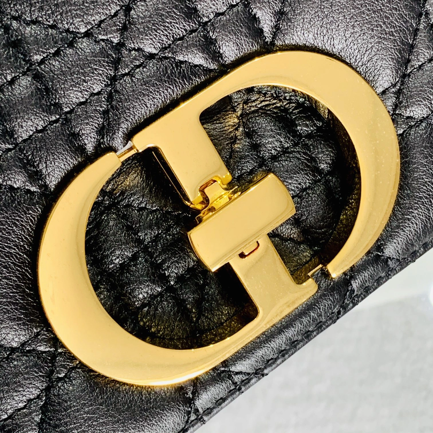 Custombag--M9241UWHC_M900 M9241UWHC-M900 M9242UWHC-M900 caro high quality version Classic black item：C-B803D0707