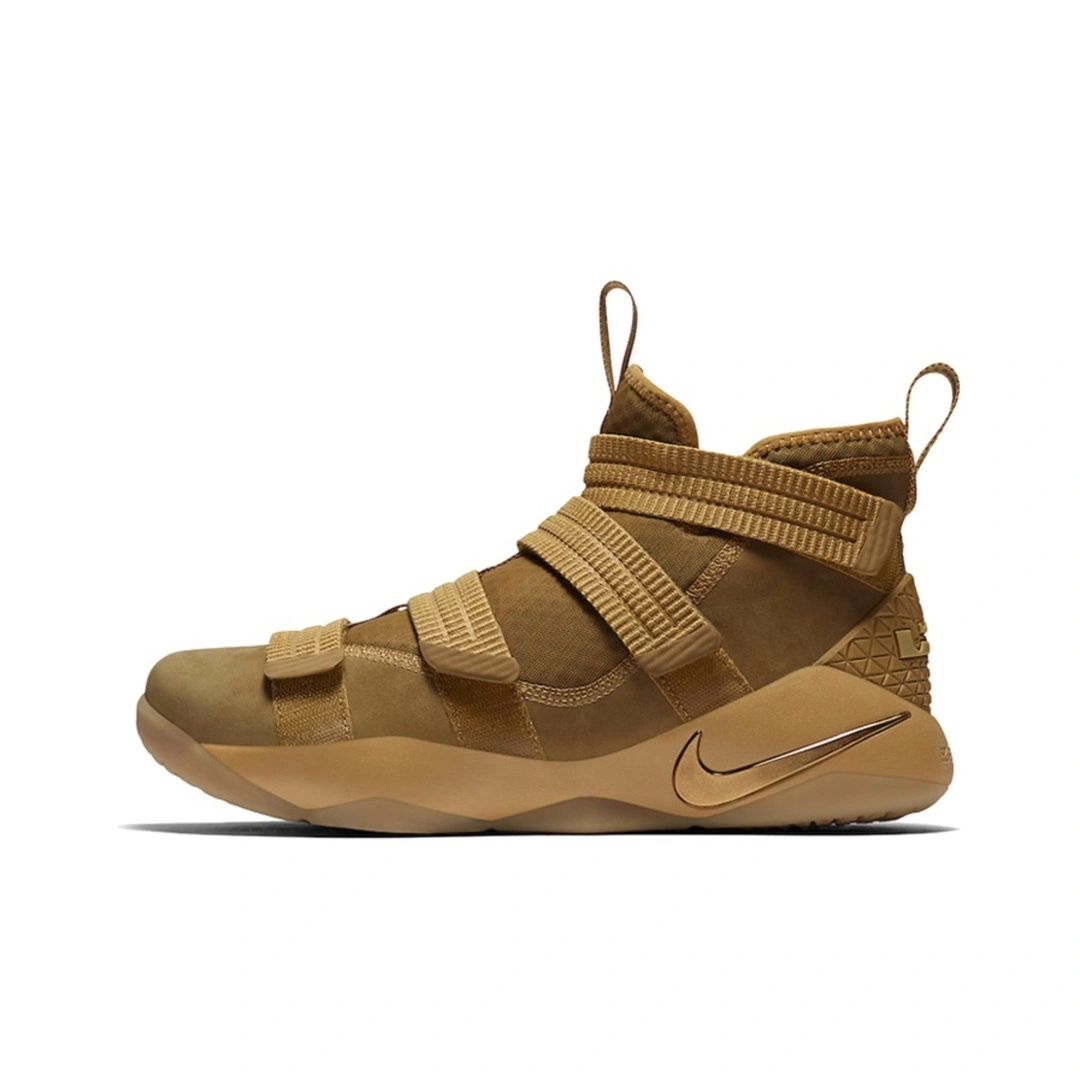 Uncle Sam-- LeBron Soldier 897647-700 item:C-X123D0415