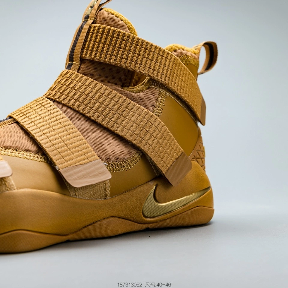 Uncle Sam-- LeBron Soldier 897647-700 item:C-X123D0415