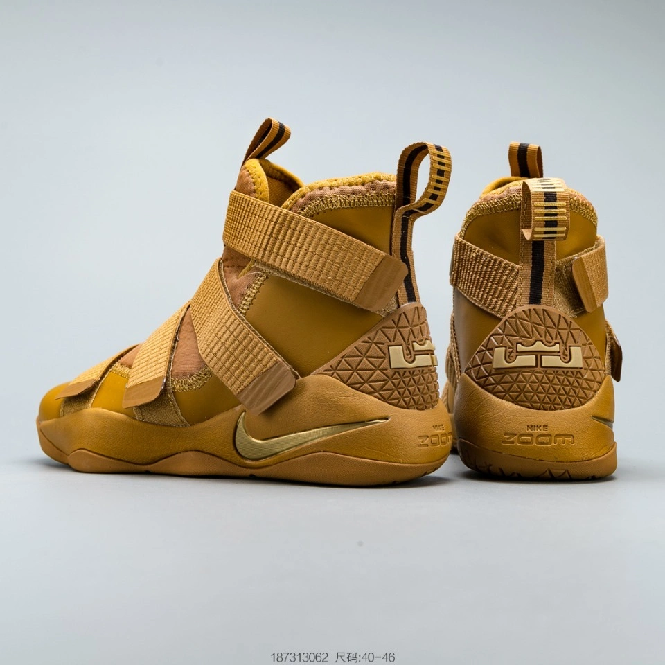 Uncle Sam-- LeBron Soldier 897647-700 item:C-X123D0415