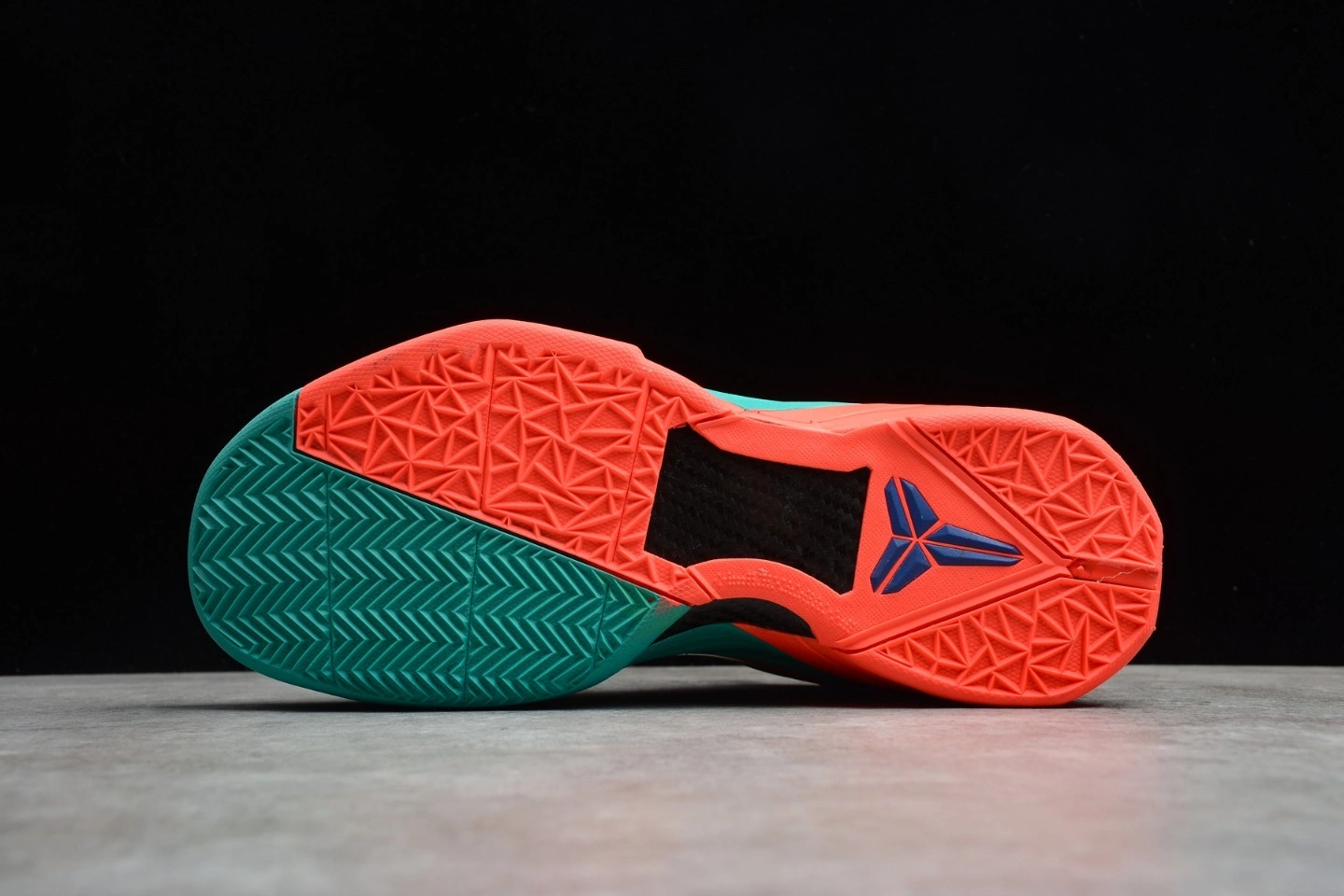 Uncle Sam--KOBE 7 488371-301 item:C-X067C27188