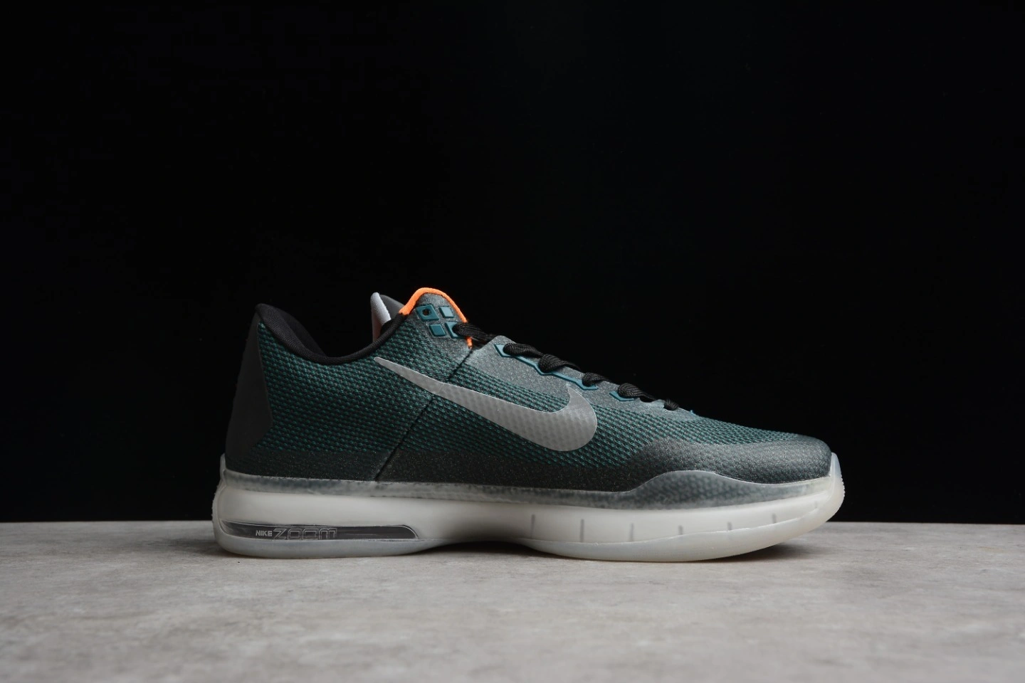 Uncle Sam--Kobe 10 10 705317-308 item:C-X349C2761
