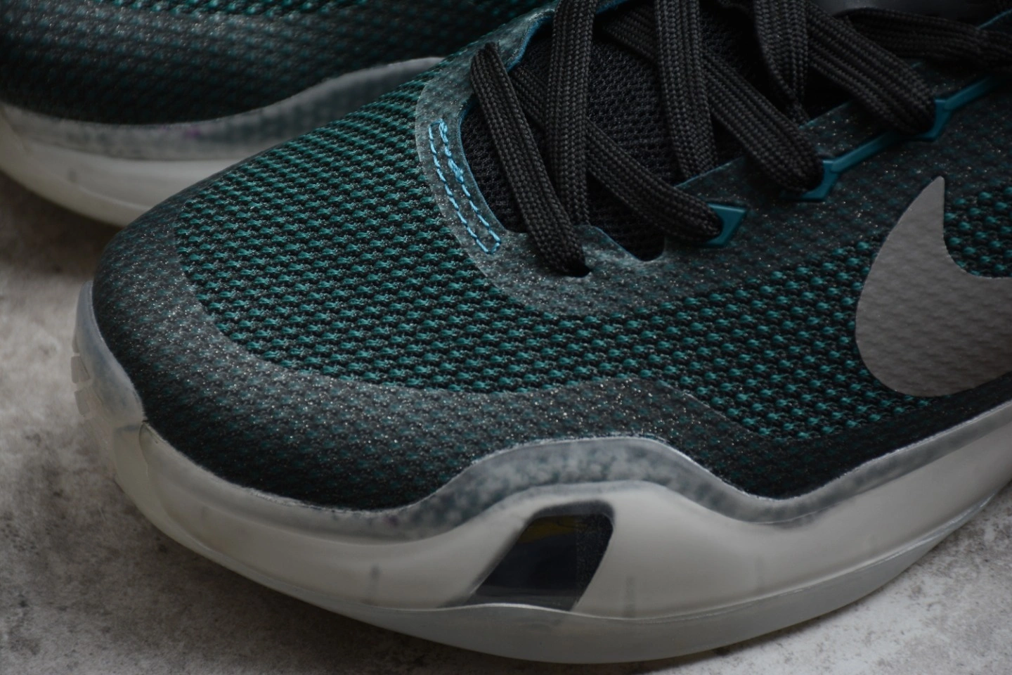 Uncle Sam--Kobe 10 10 705317-308 item:C-X349C2761