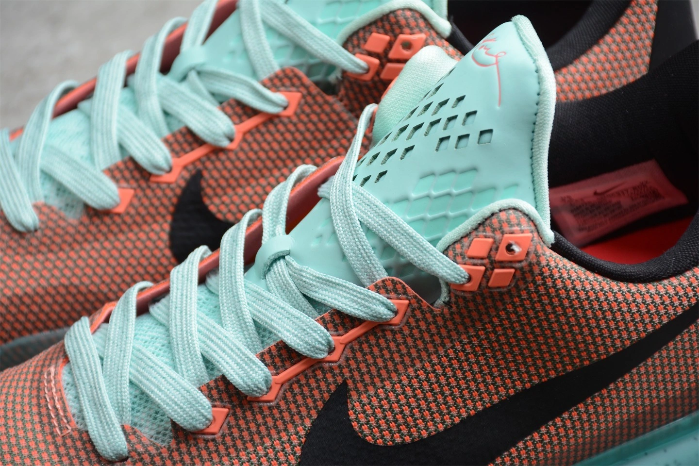 Uncle Sam--Kobe 10 Easter ZK10 705317-808 item:C-X349C2753
