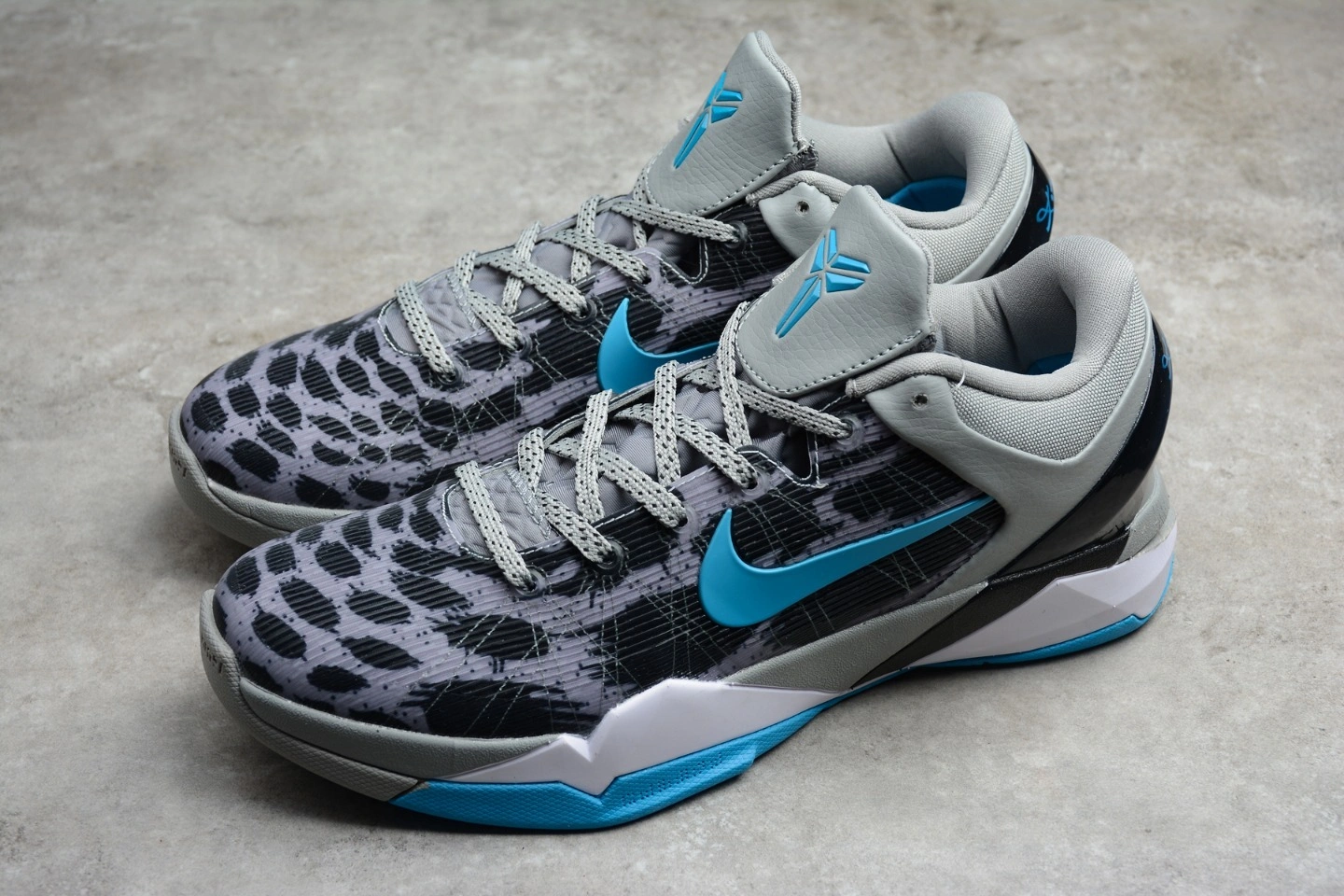 Uncle Sam--Kobe 488370-002 ZOO item:C-X067C2705