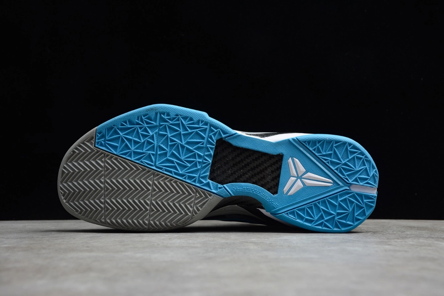 Uncle Sam--Kobe 488370-002 ZOO item:C-X067C2705