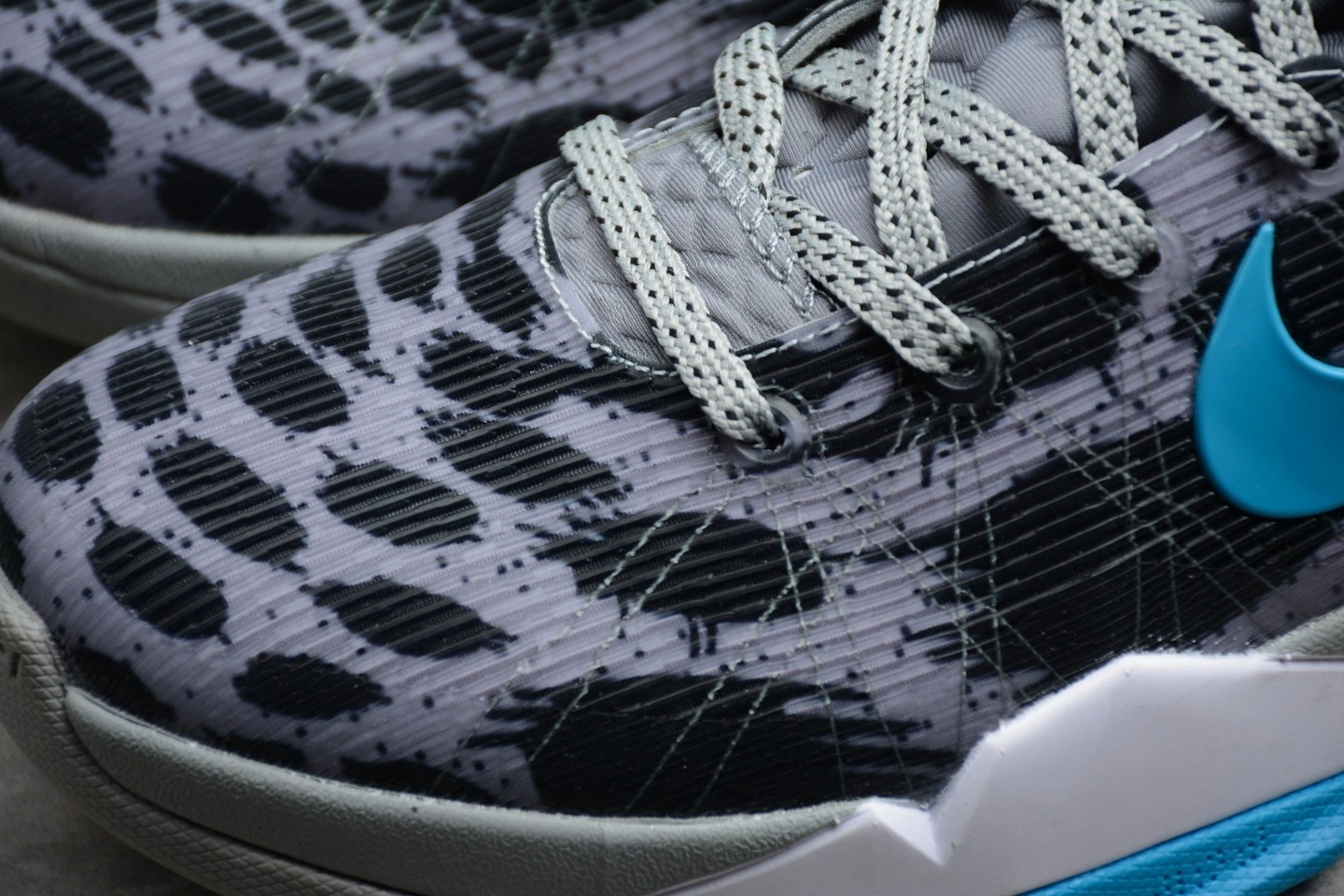Uncle Sam--Kobe 488370-002 ZOO item:C-X067C2705