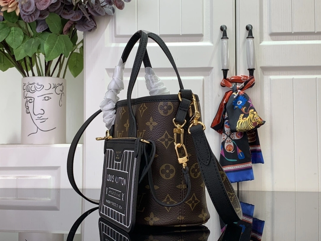 MOMO-- 8V M12099 high quality version Neverfull Bandoulière Inside Out BB item:E-B063C0203