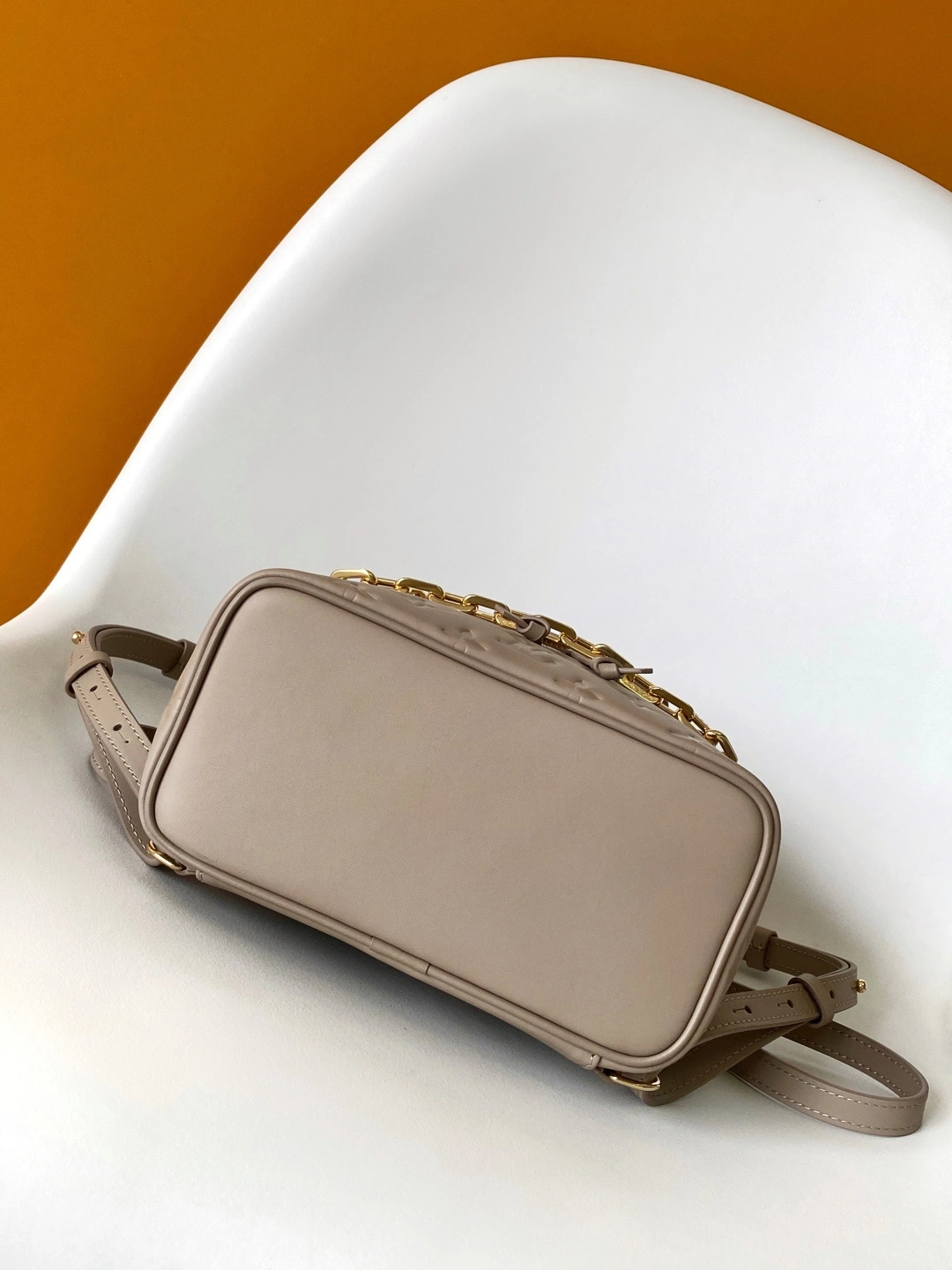 MOMO--8V M13358 high quality version Coussin Backpack sheepskin cowhide item:F-B000A2150