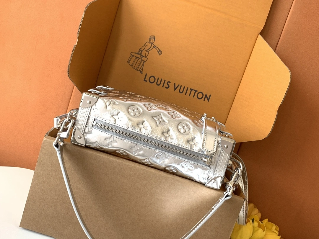 MOMO--8V M26223 high quality version Monogram Miroir Side Trunk cowhide item:F-B574A0904
