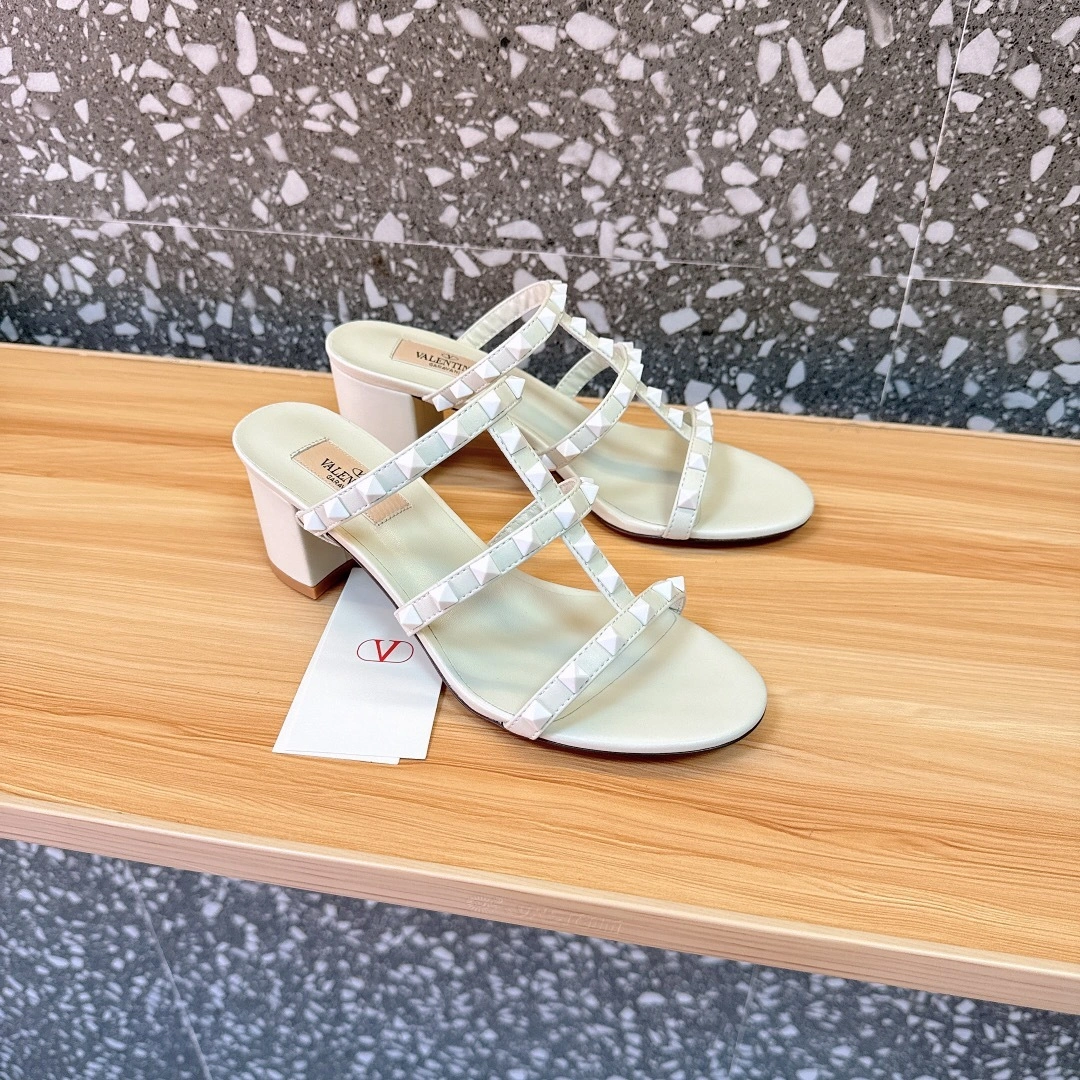 V1859ti9o 3W0S0C47VB8098 Heel height：6CM sheepskin item:ET-X000E1405W