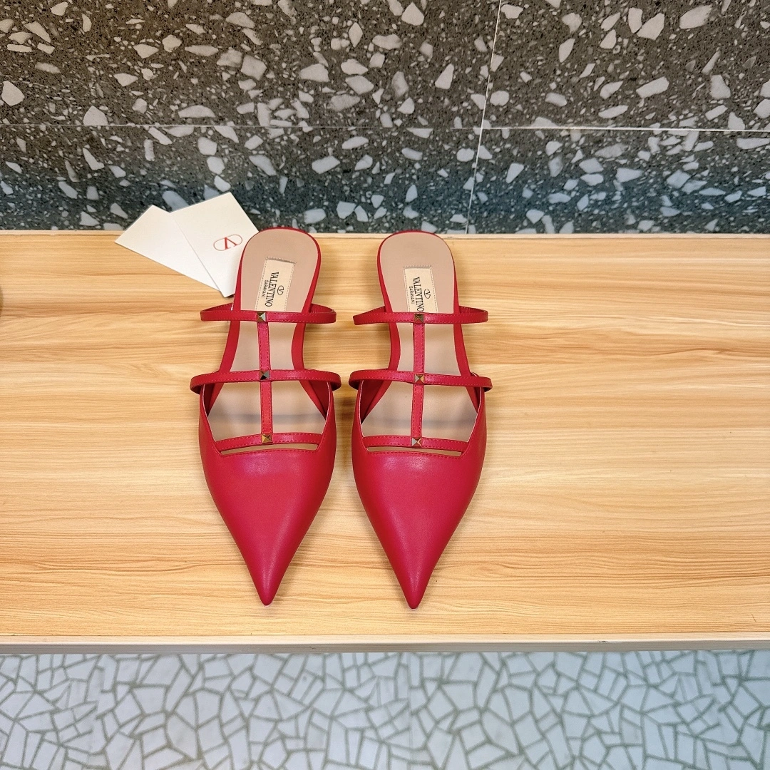 V1859ti9o 4W0S0IZ2ACT0RO Heel height：2CM item:ET-X302A0903