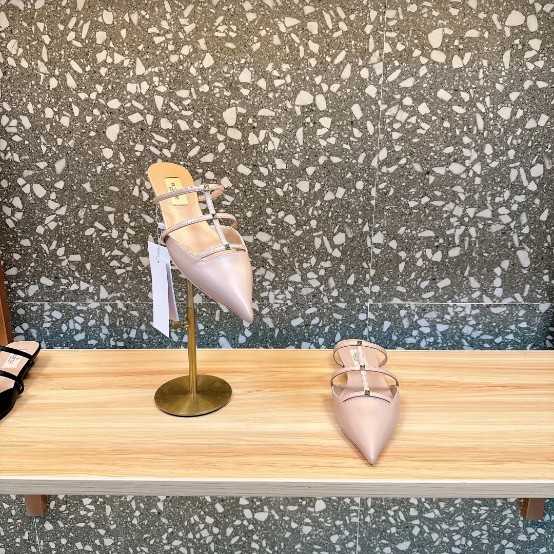 V1859ti9o 4W0S0IZ2ACTGF9 Heel height：2CM item:ET-X302A0905