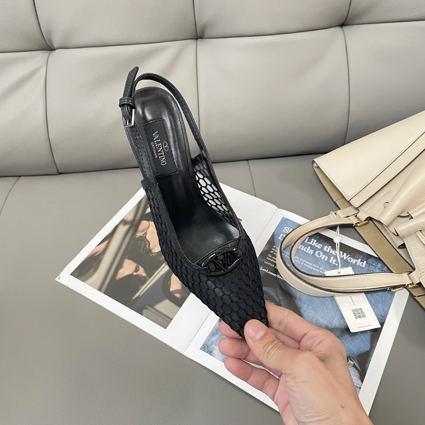 V1859ti9o 4W0S0JB7TKJ0NO Heel height：8CM item:ET-X234E0777W