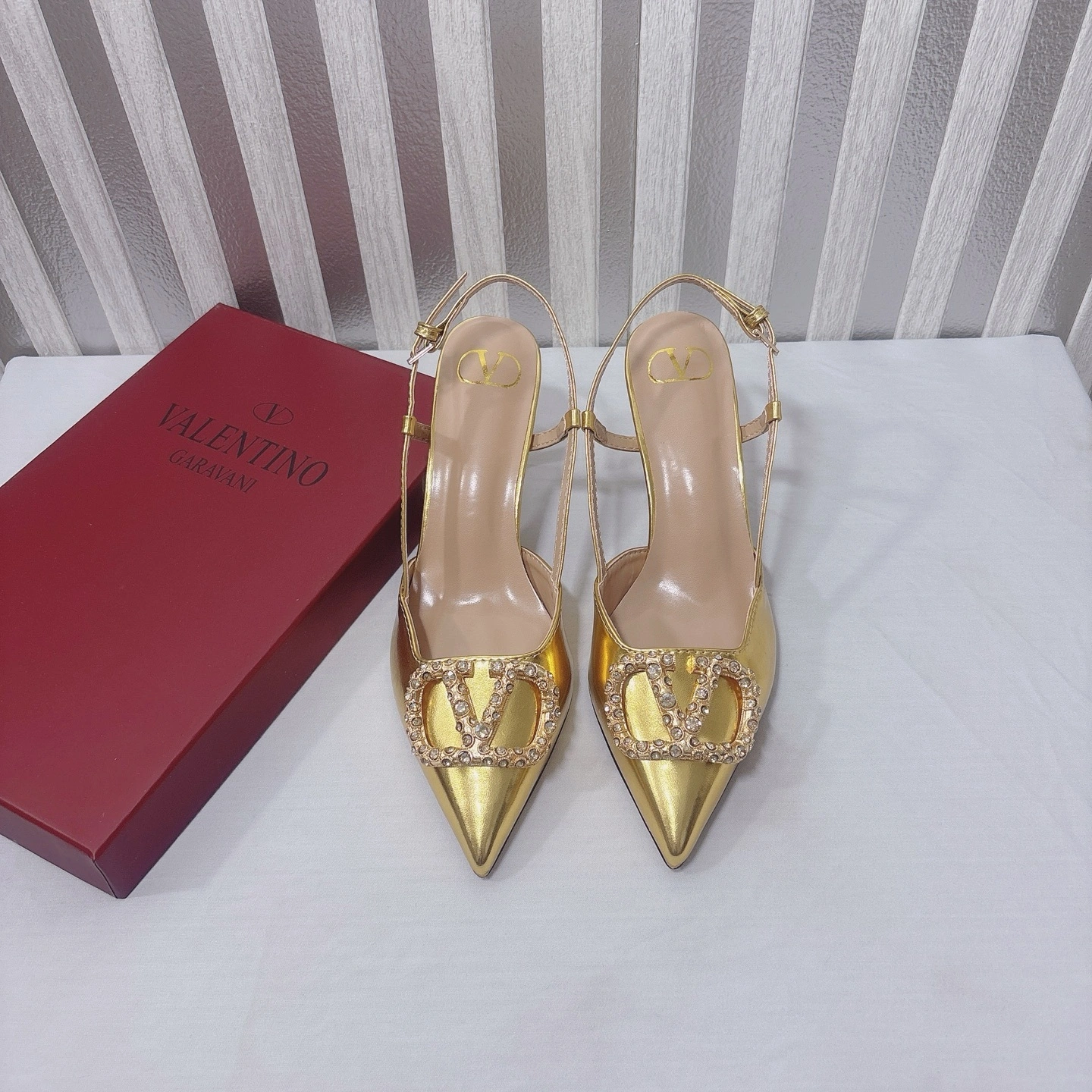 V1859ti9o 6W2S0R01LUY9MR Heel height：8CM item:ET-X234E0776W