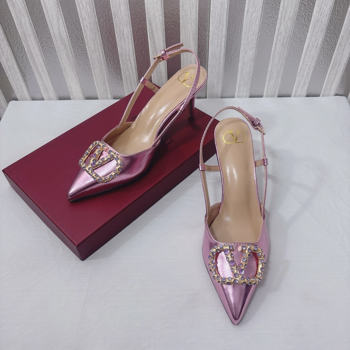 V1859ti9o 6W2S0R01LUYBSV Heel height：8CM item:ET-X234E0775W