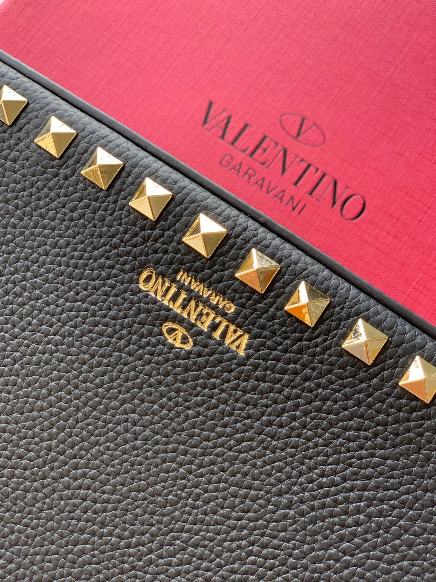 V1859ti9o 7W2B0S20VSF0NO Calfskin item:ET-B225I2704