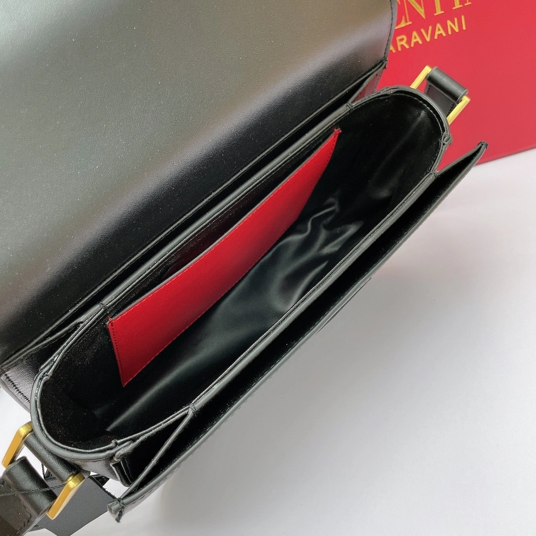 V1859ti9o TW0B0G09MZF-0NO Calfskin item:DT-B225E2028