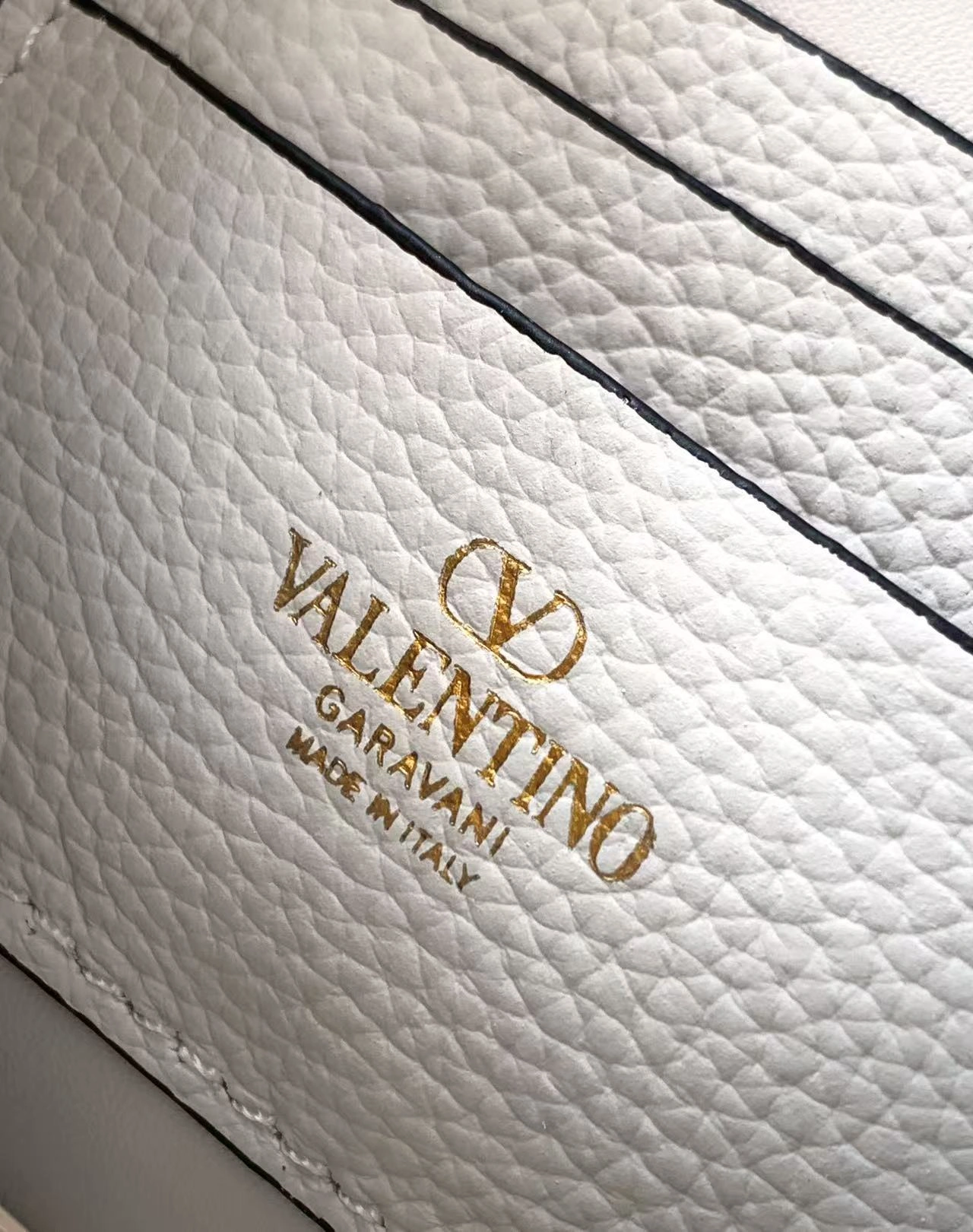 V1859ti9o WP0AT0VSHI16 Calfskin item:ET-B000I2703