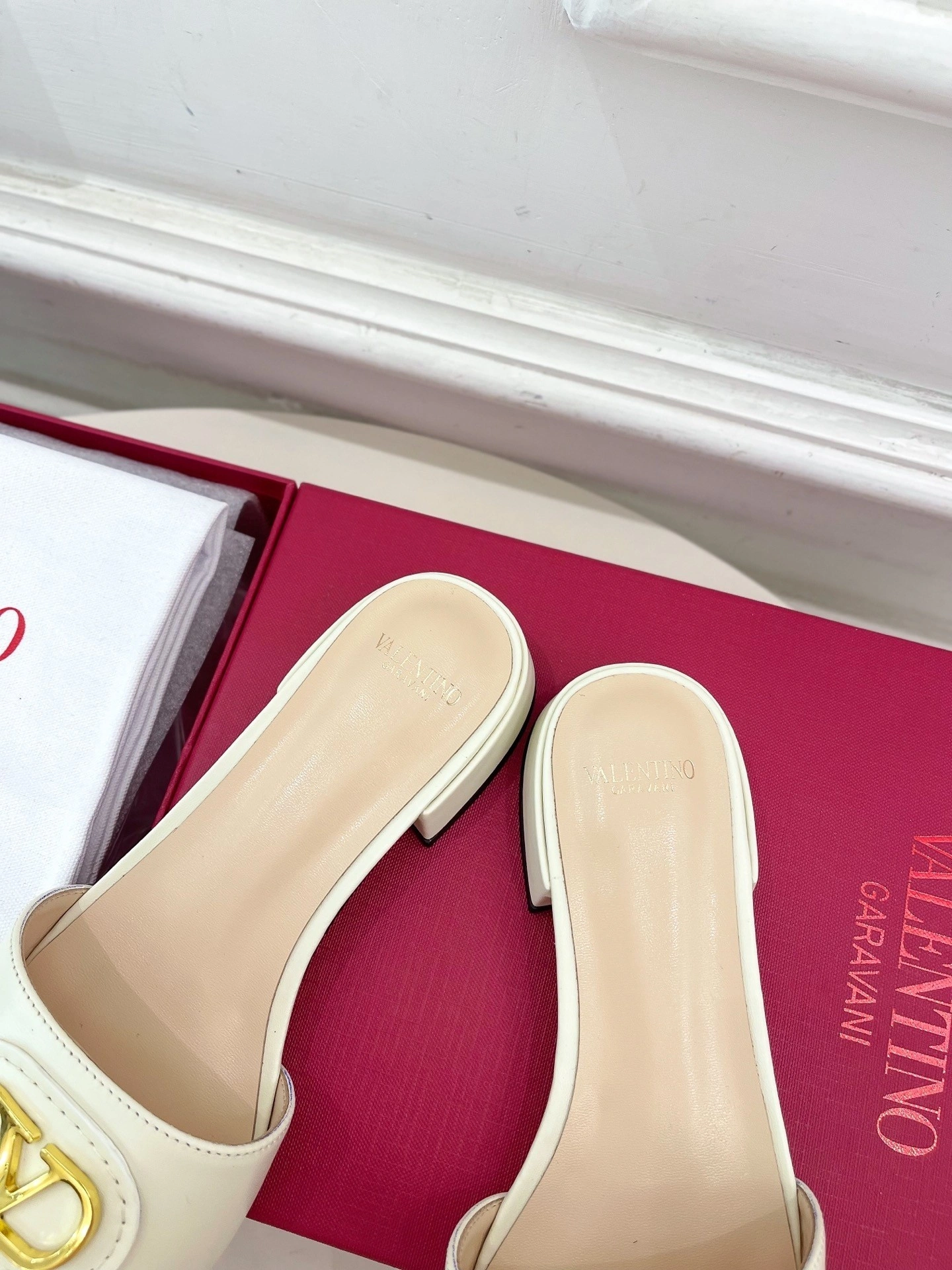 V1859ti9o WS0LT0DSH098 Heel height：2CM Roman Stud item:ET-X234G1160