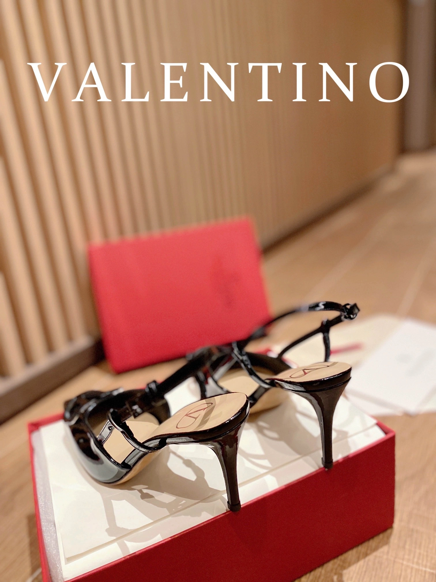 V1859ti9o ZW2S0R01TMK0NO Heel height：8CM item:ET-X234E1403W